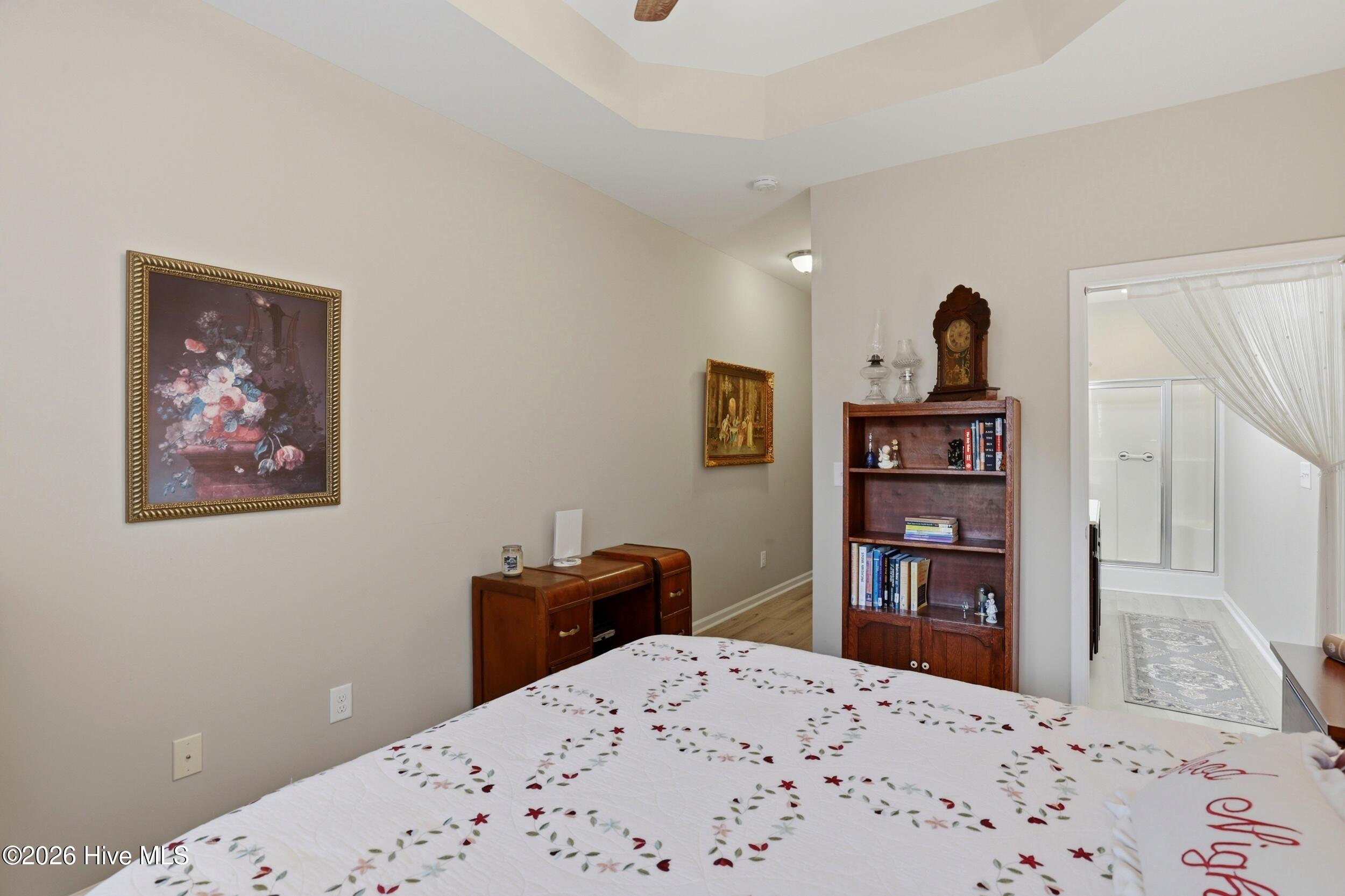 100559170 | Photo 20