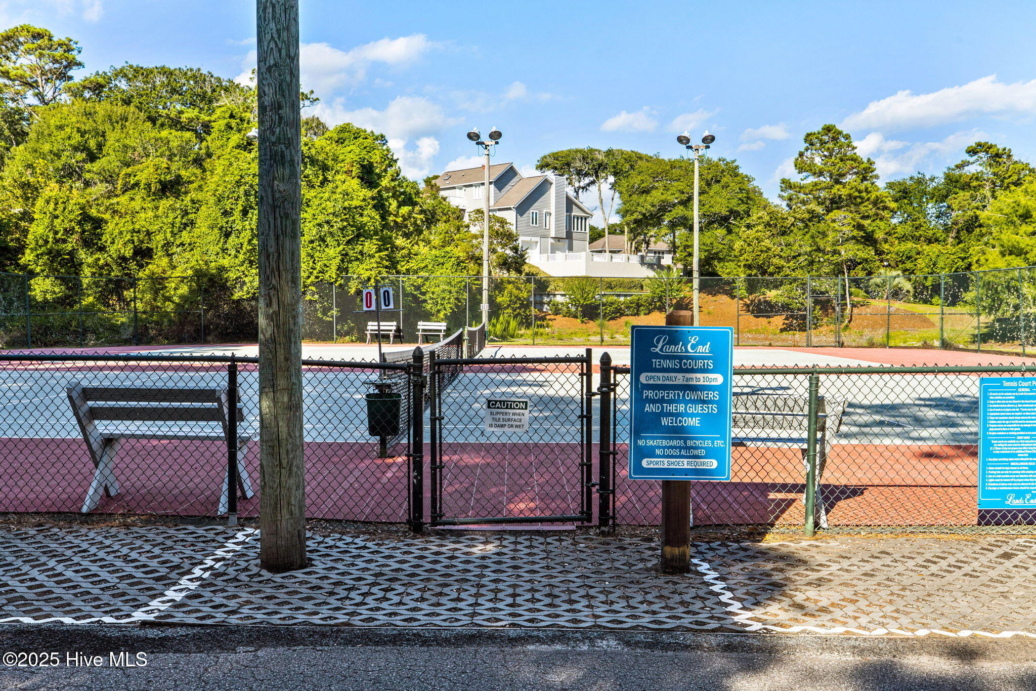 100525886 | Photo 29