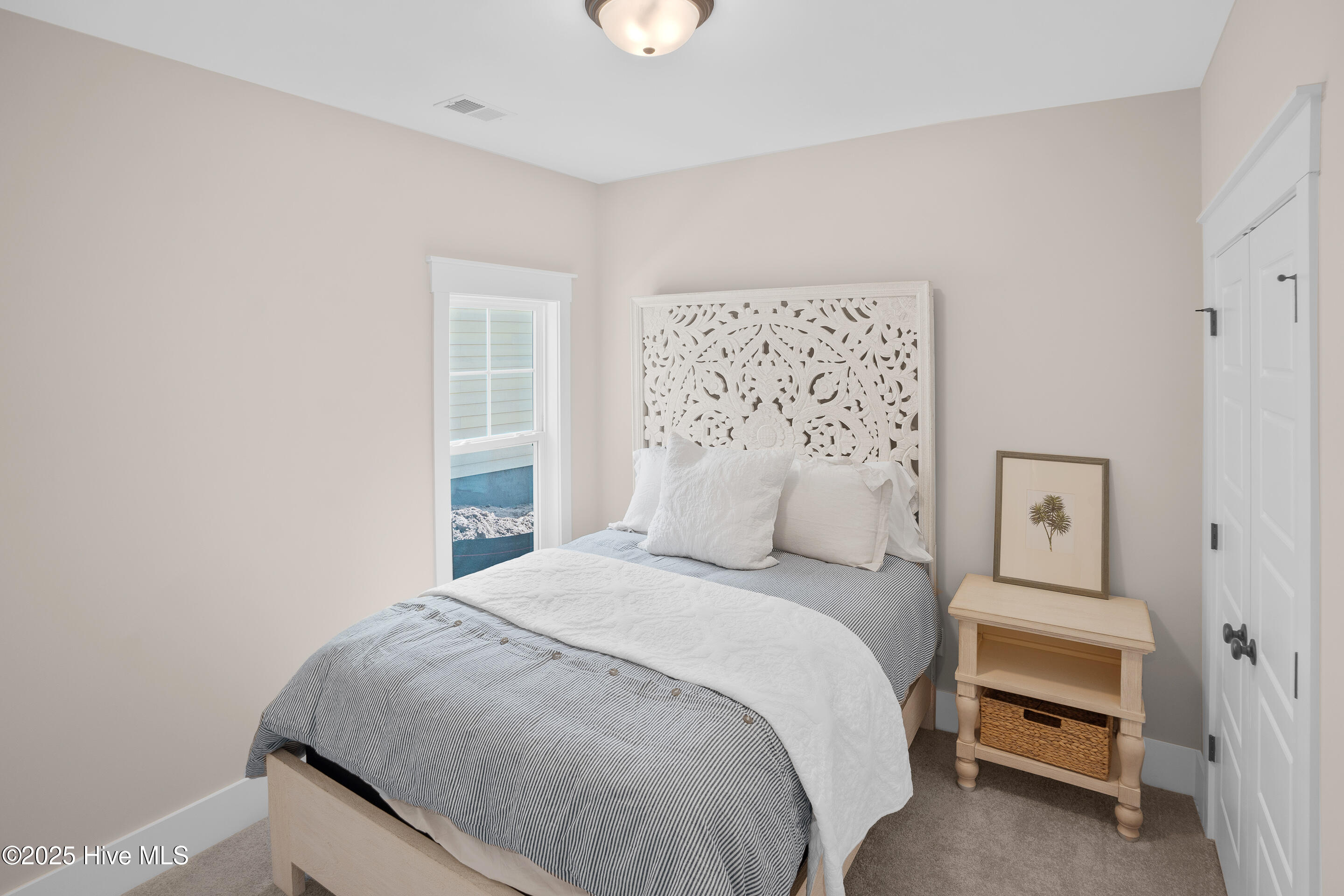 100483922 | Photo 27