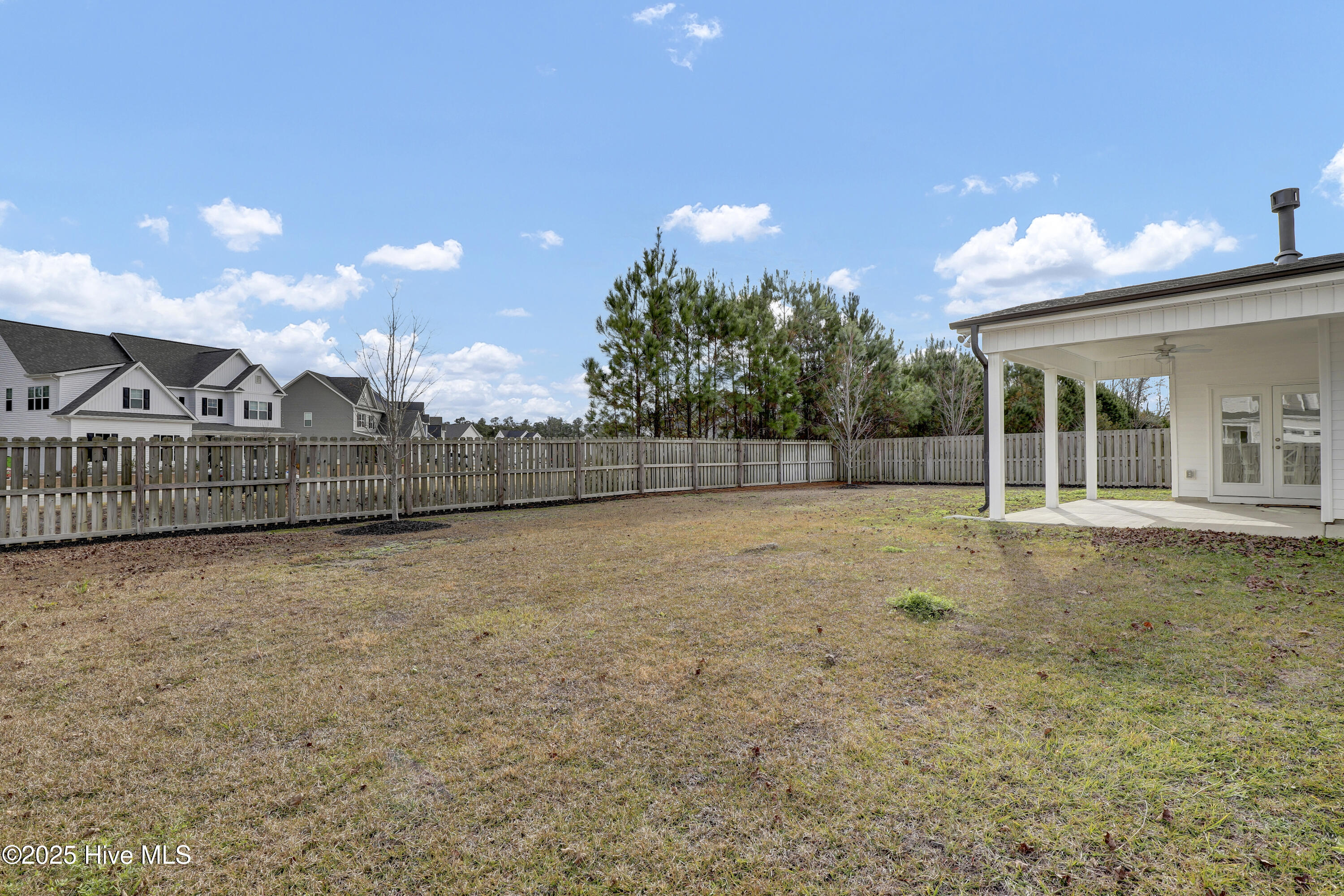 100545755 | Photo 47