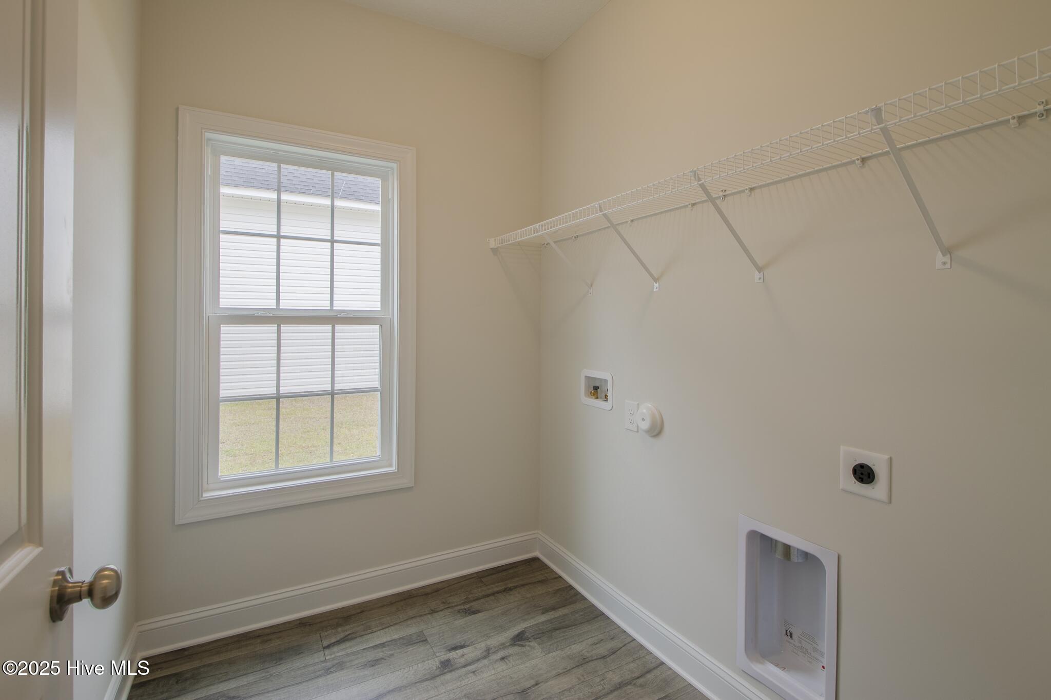 100493644 | Photo 37