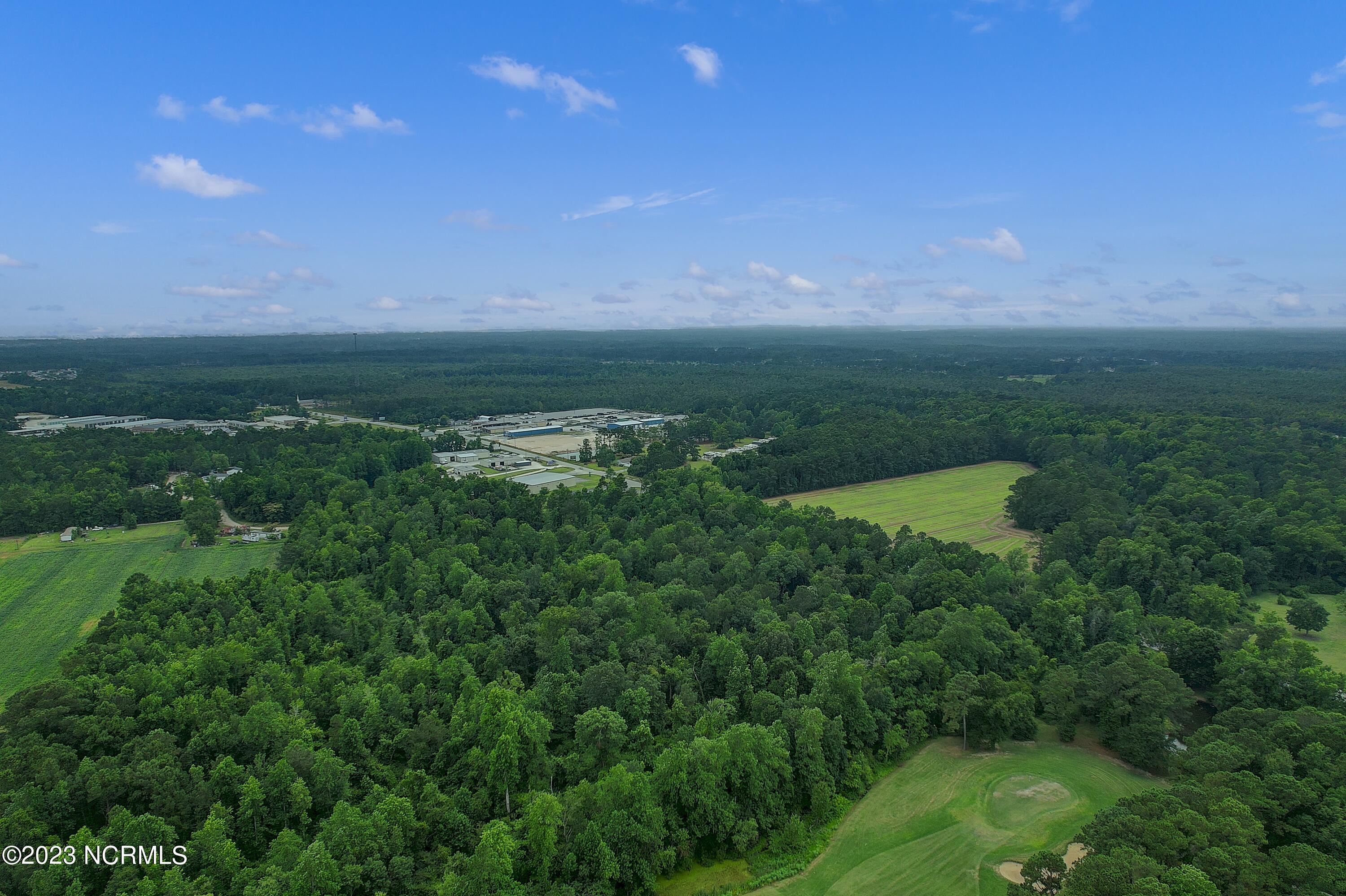 100390366 | Photo 10