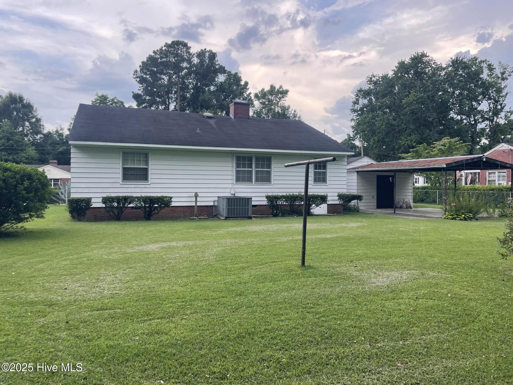 Homes for sale in Kinston, NC | 707 Cameron Dr, Kinston, NC 28501 | MLS# 100519094