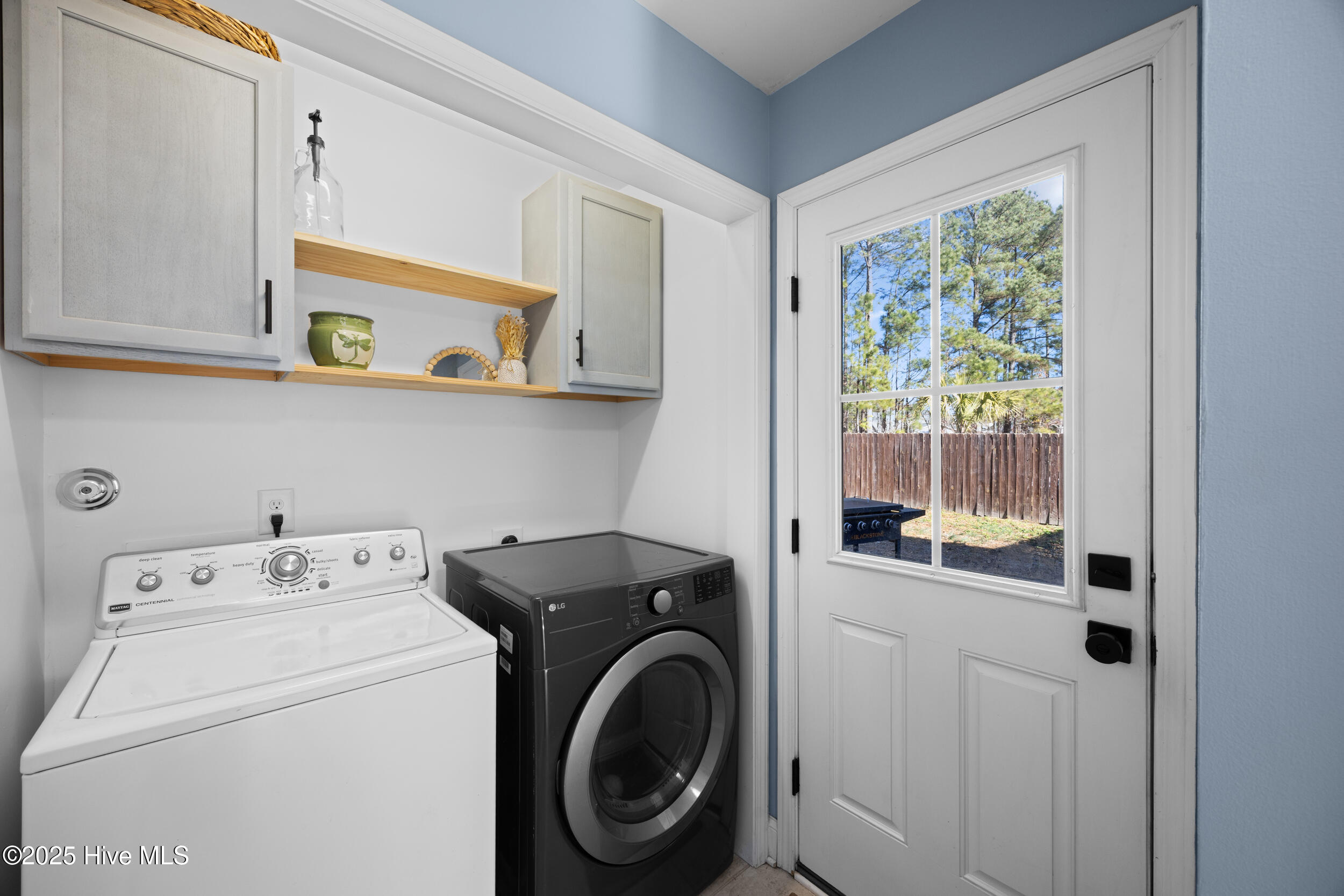 100545766 | Photo 14