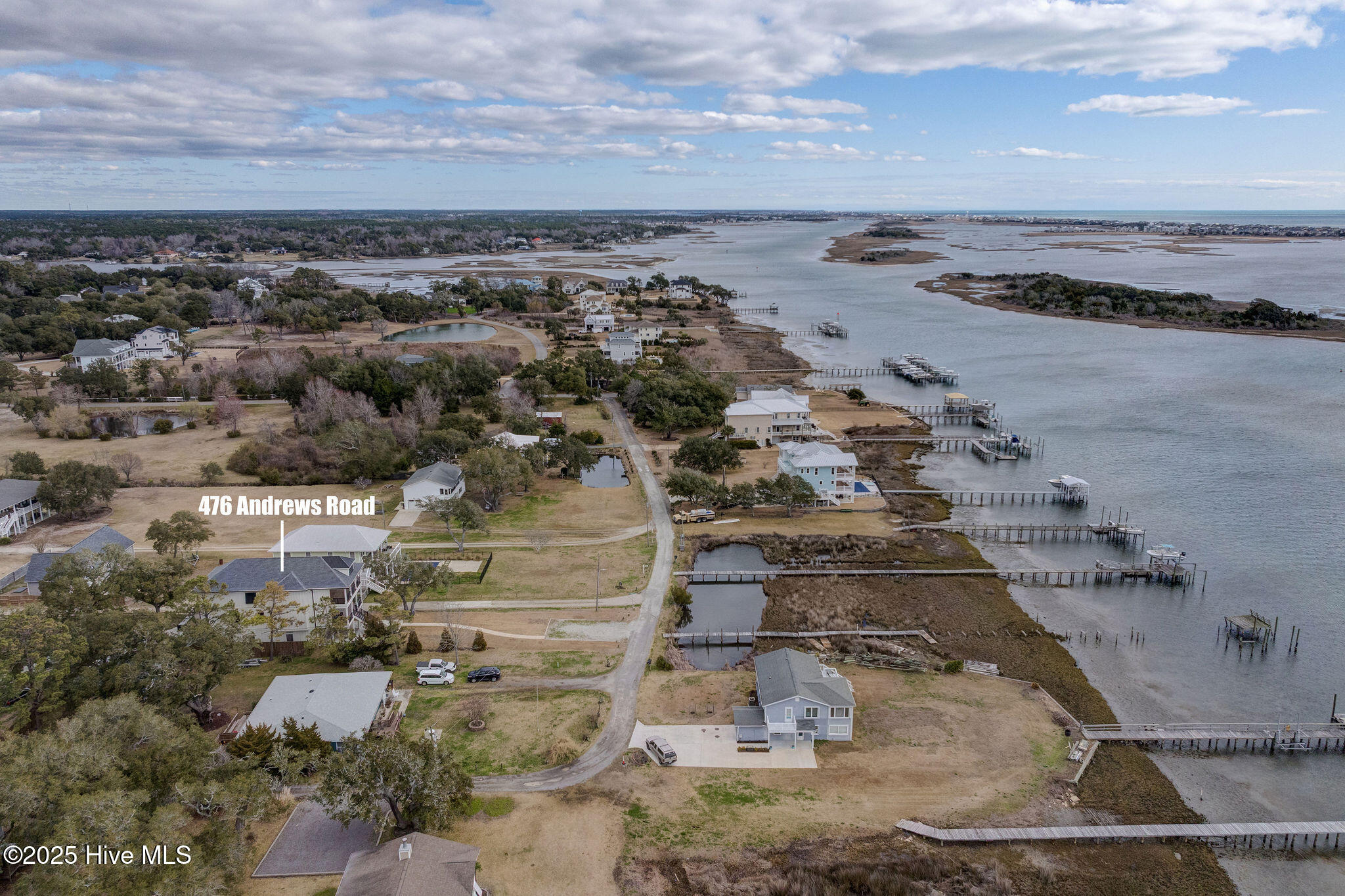 100493357 | Photo 86