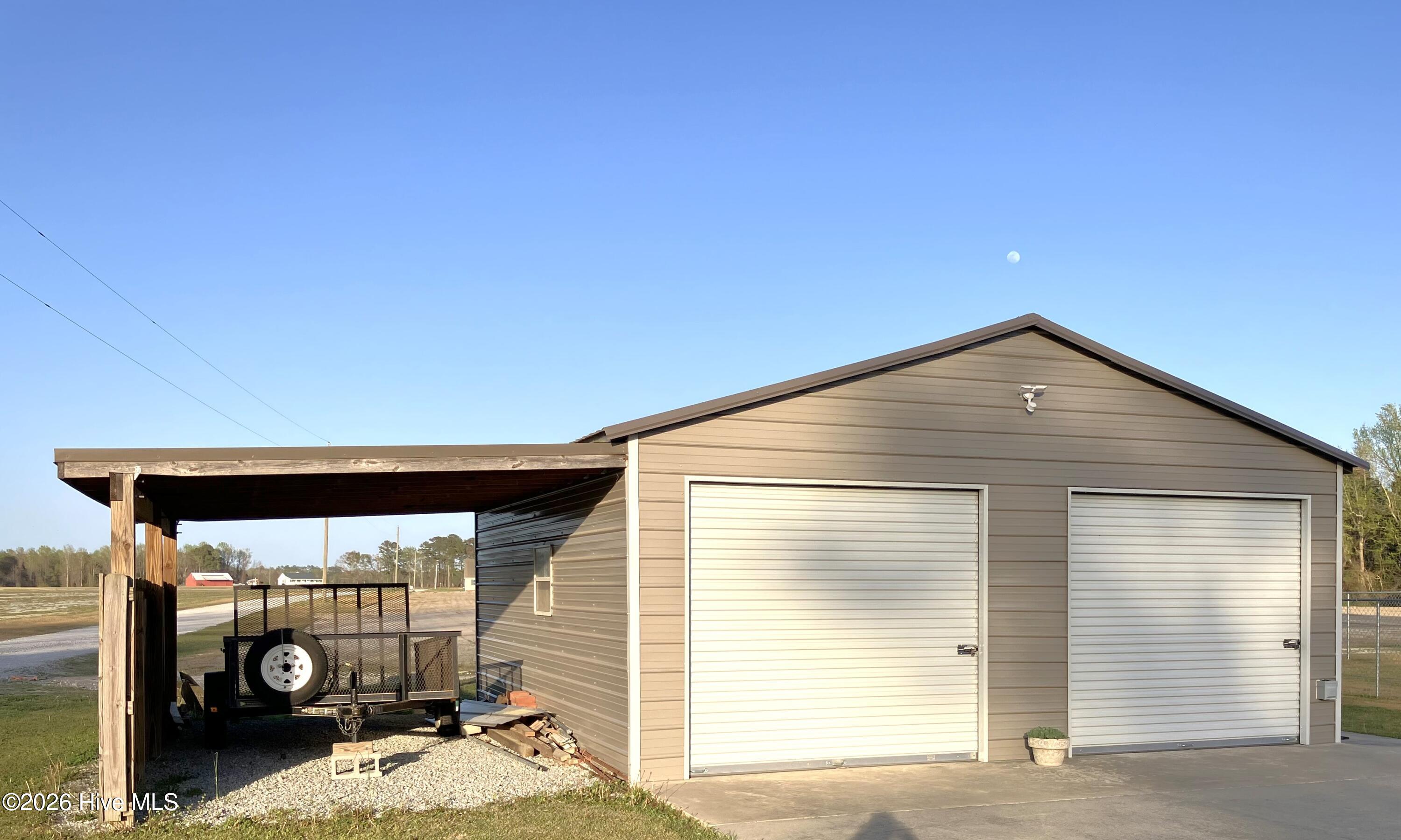 1406 White Oak River Road,Maysville