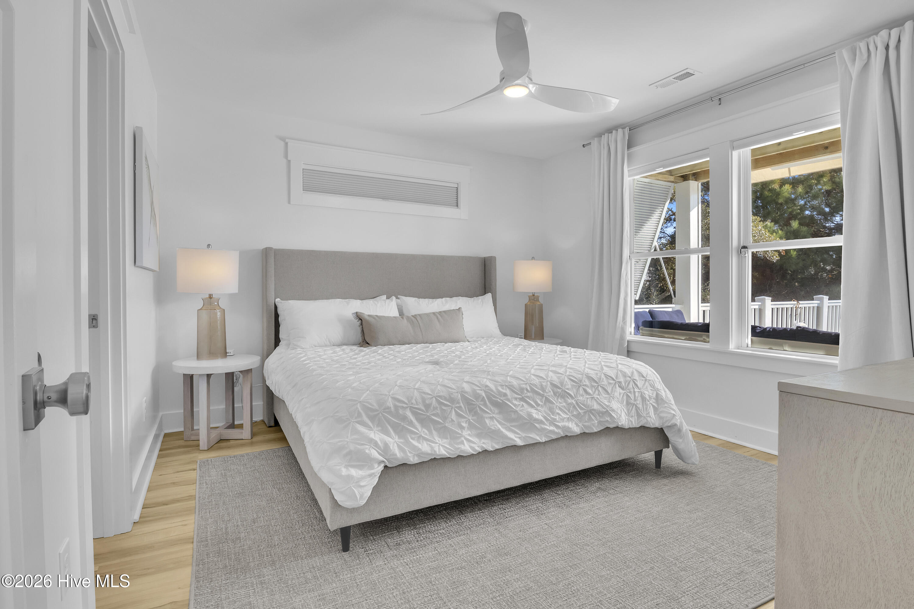 100549565 | Photo 58