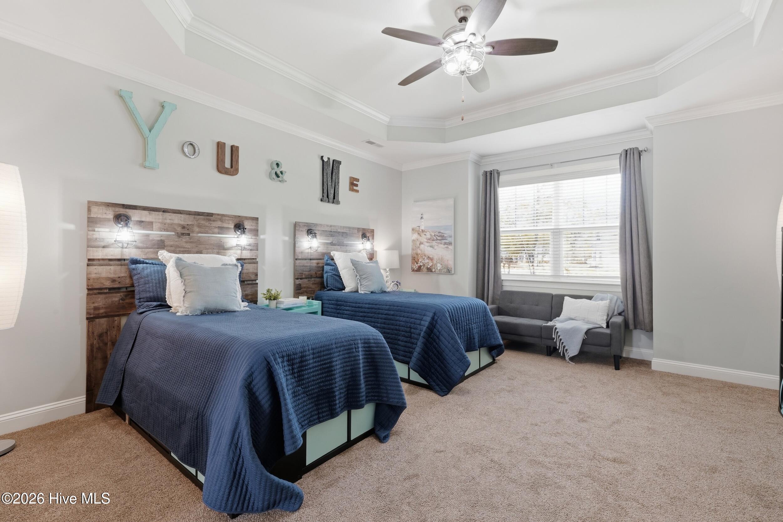 100565388 | Photo 28