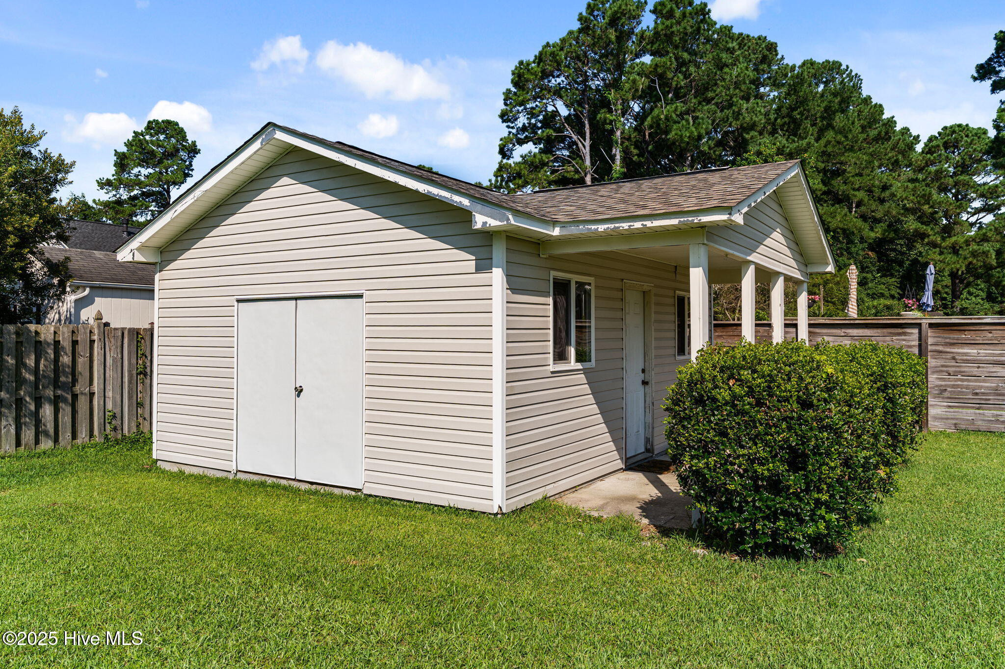 100511511 | Photo 40