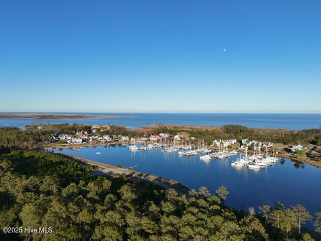 71 Jayne Point, Oriental, NC, 28571