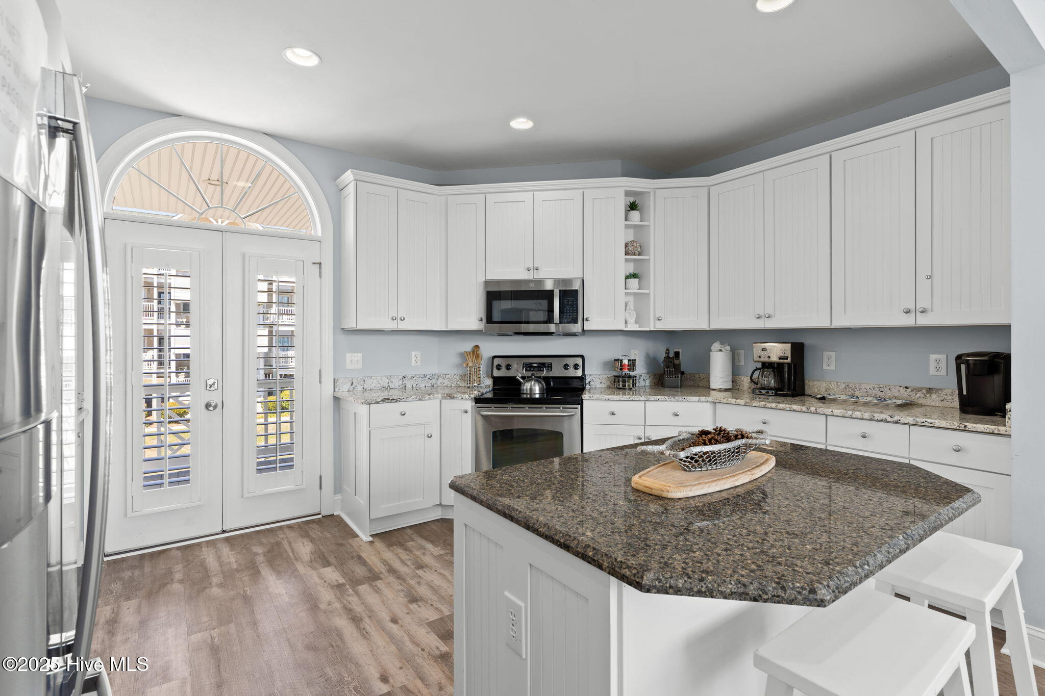 100498196 | Photo 17