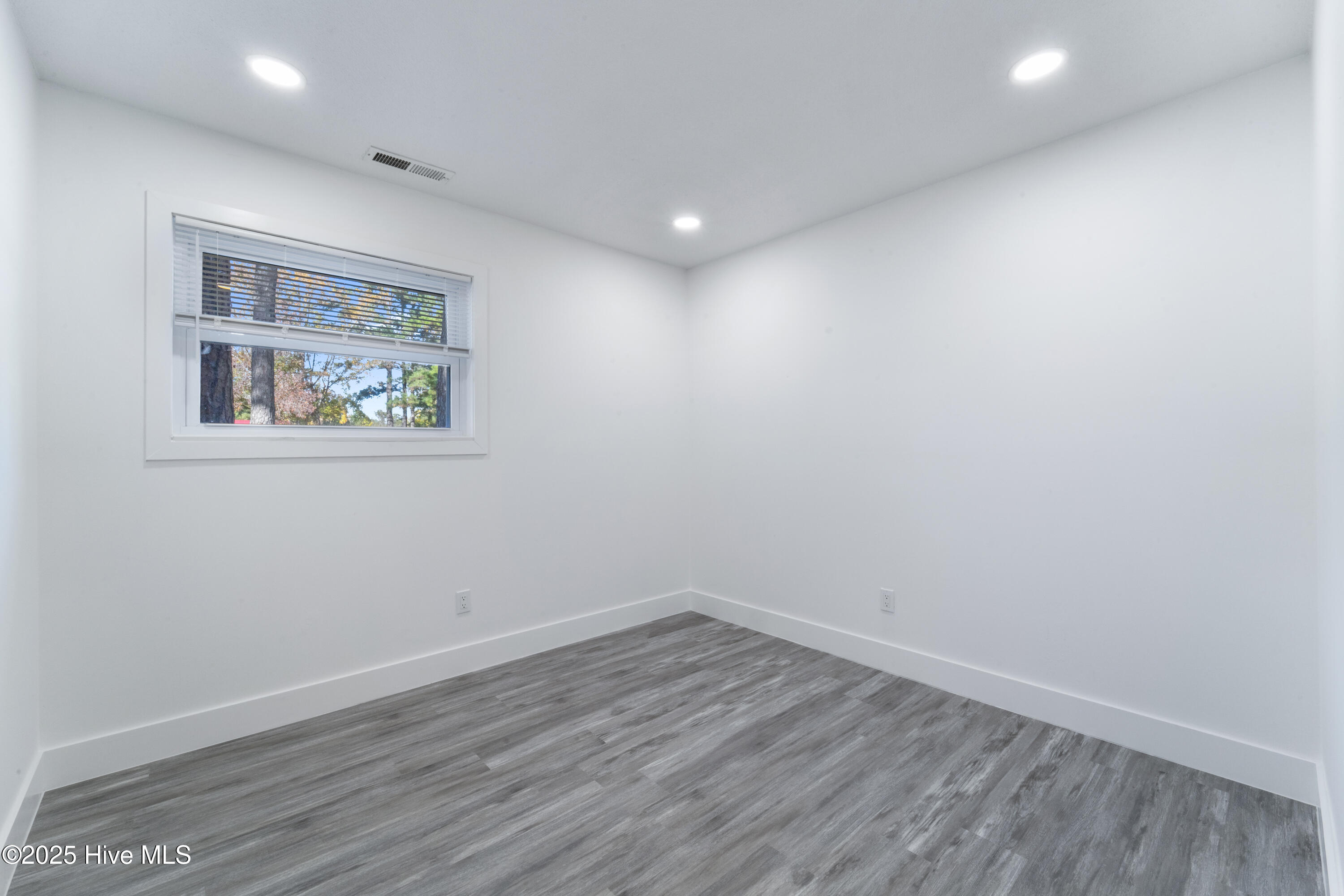 100 S Hill Court, Jacksonville, NC 28540 – photo 24: DSC03395