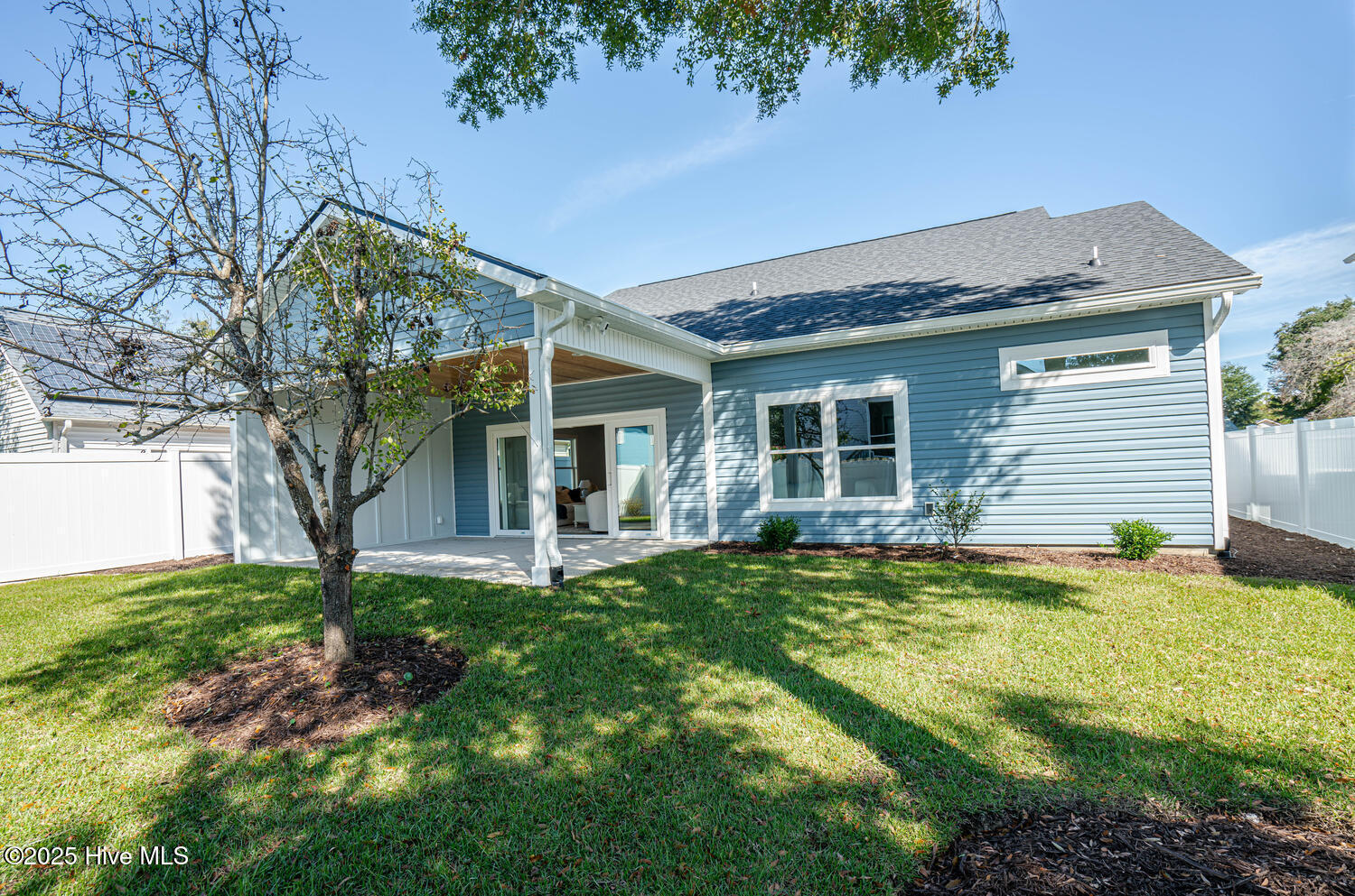 100531648 | Photo 30