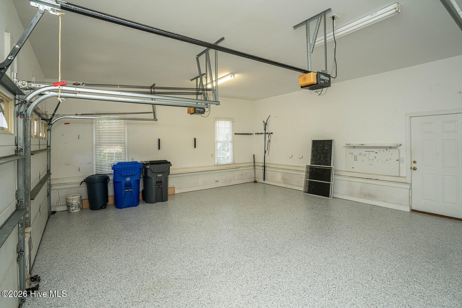 100551245 | Photo 45