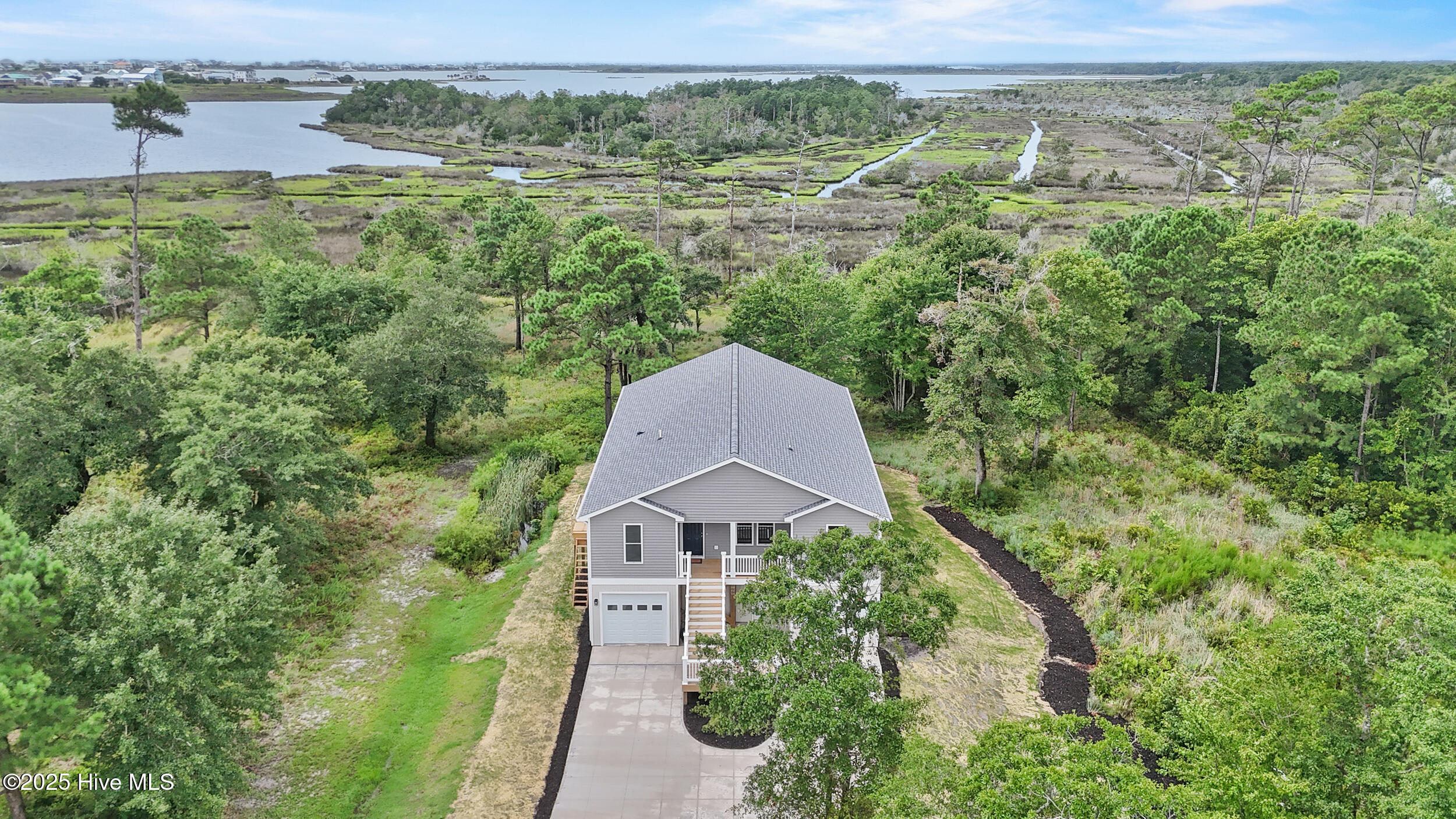 100524139 | Photo 36