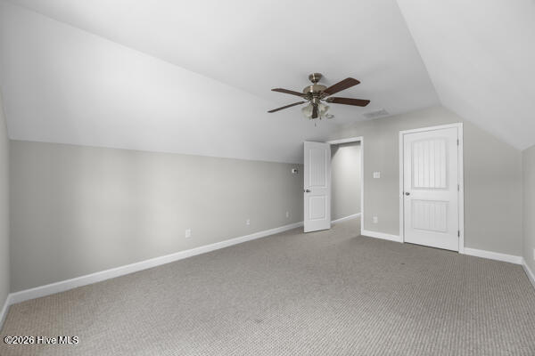 100568075 | Photo 16