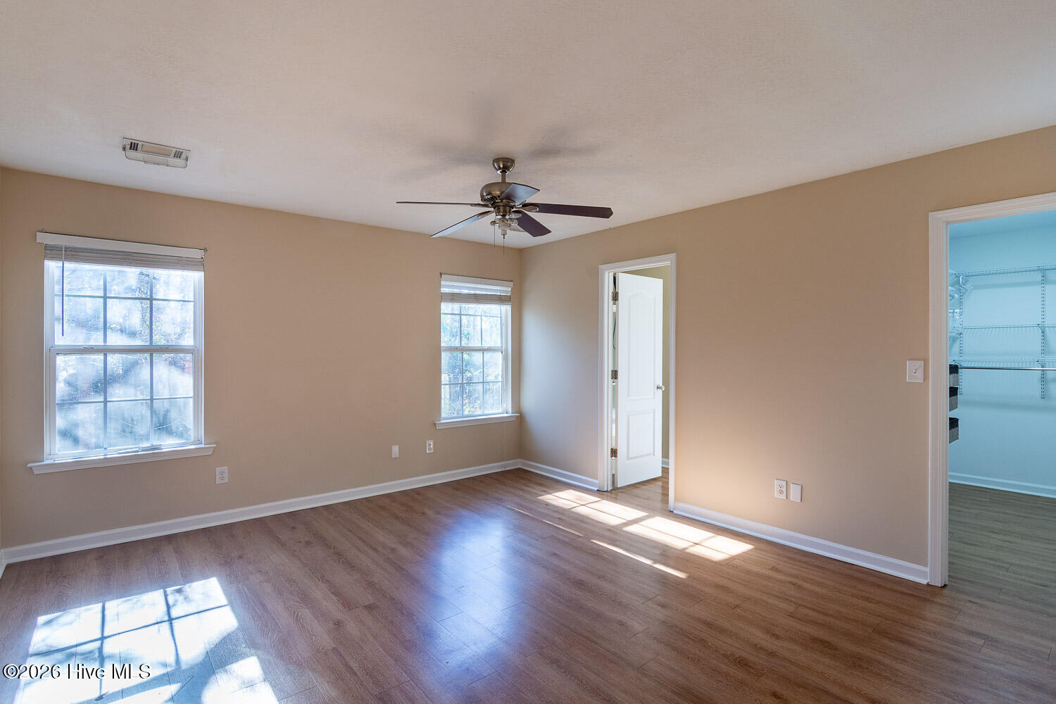 700 Keyes-MLS-11