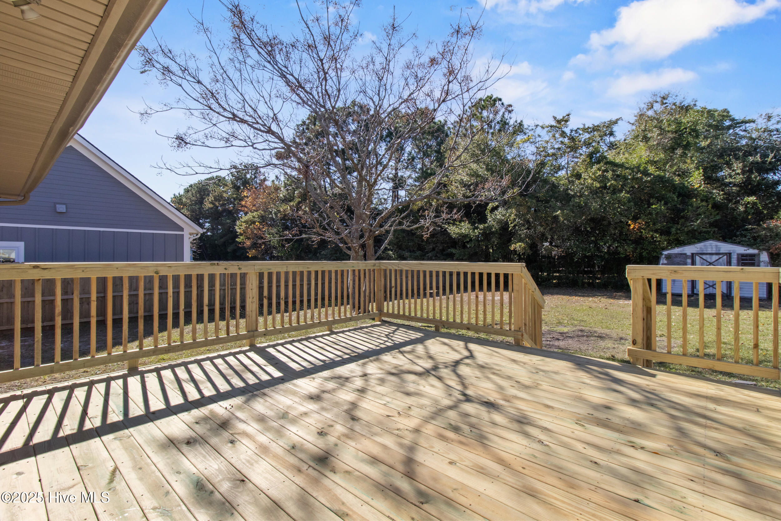 100541080 | Photo 29