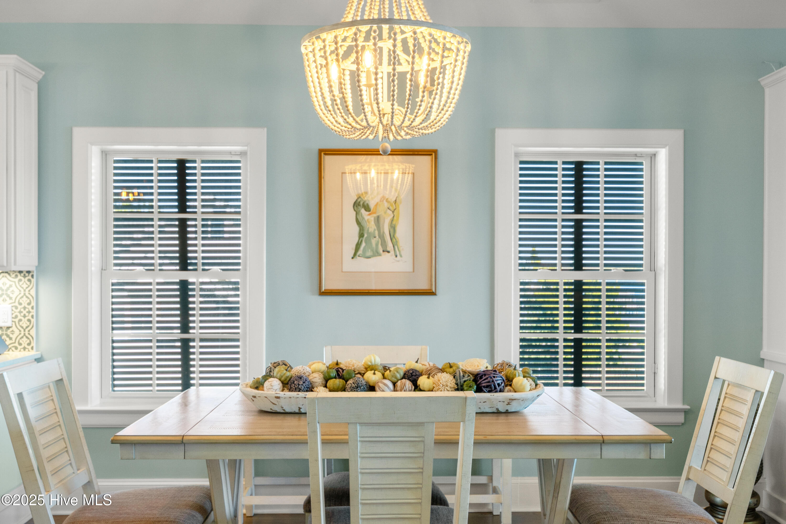 100541249 | Photo 47