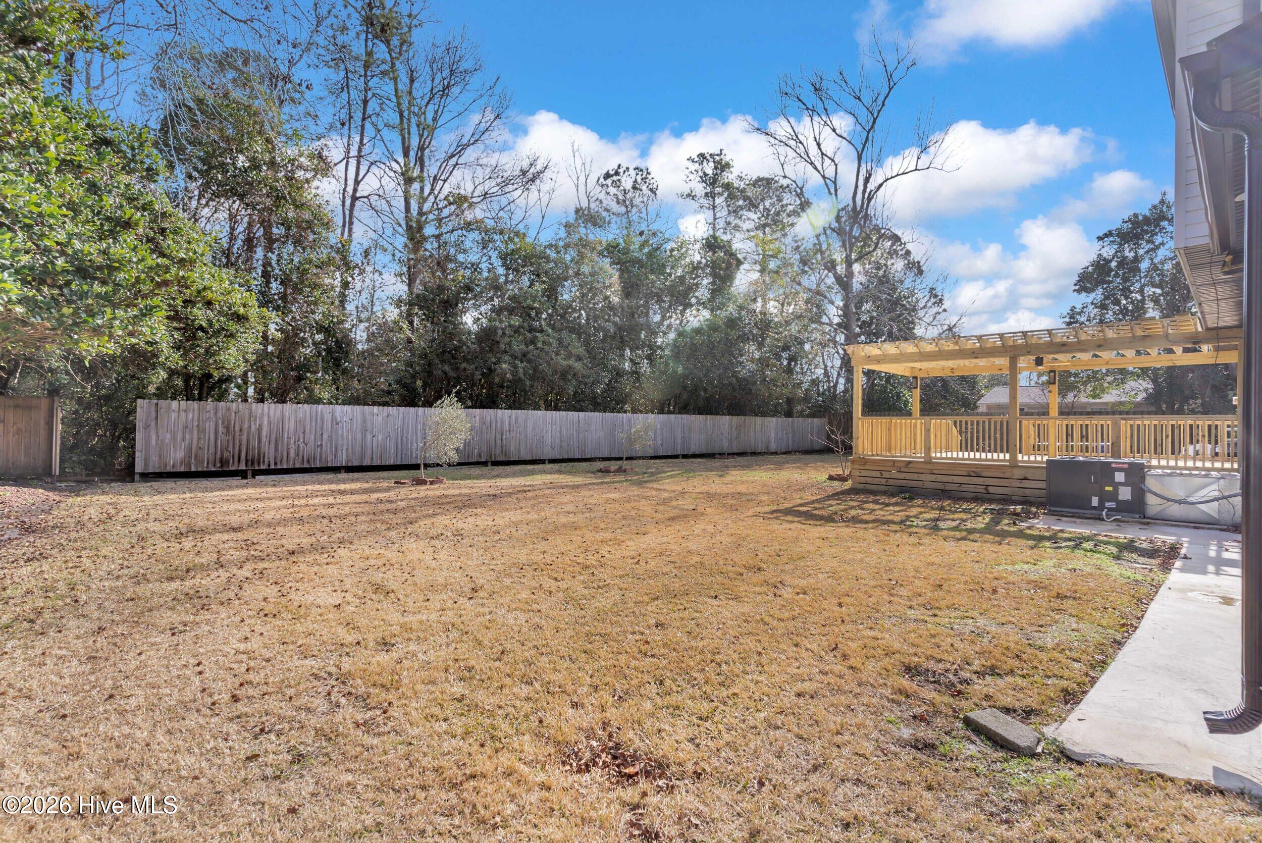 100548646 | Photo 48