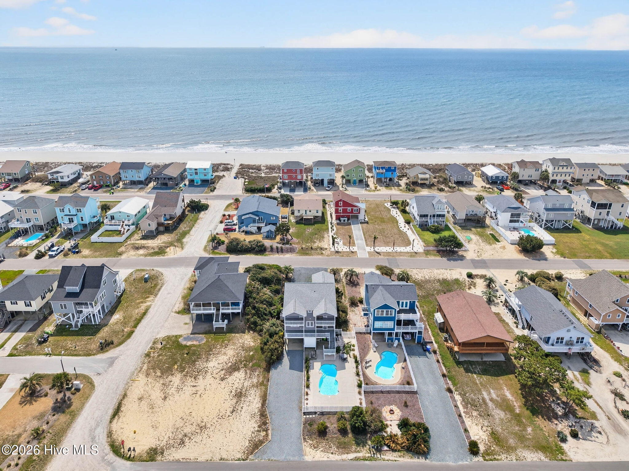 100562885 | Photo 47