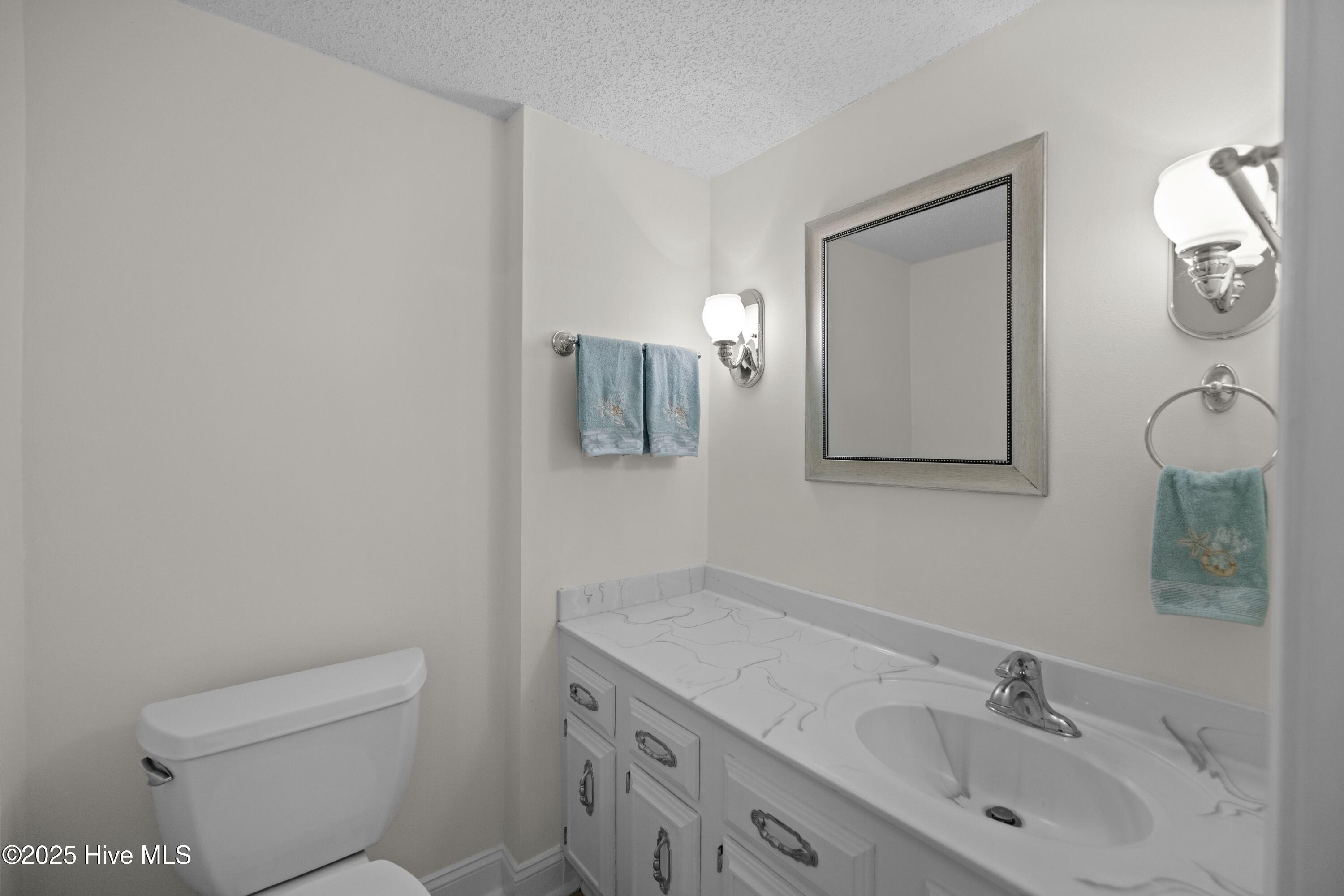 Homes for sale in Morehead City, NC | 156 Beaufort Ct, Morehead City, NC 28557 | MLS# 100539687