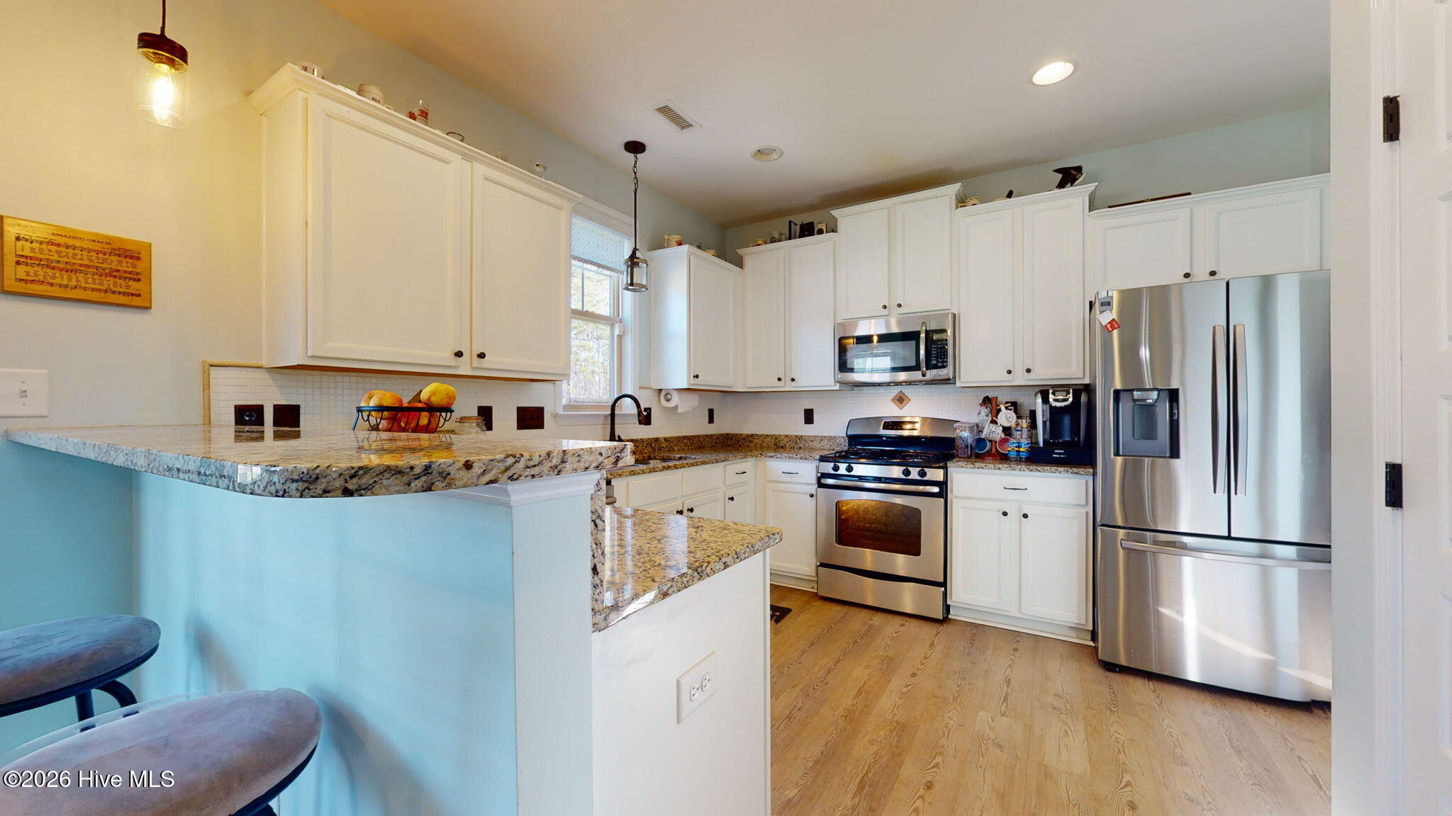 100558979 | Photo 11