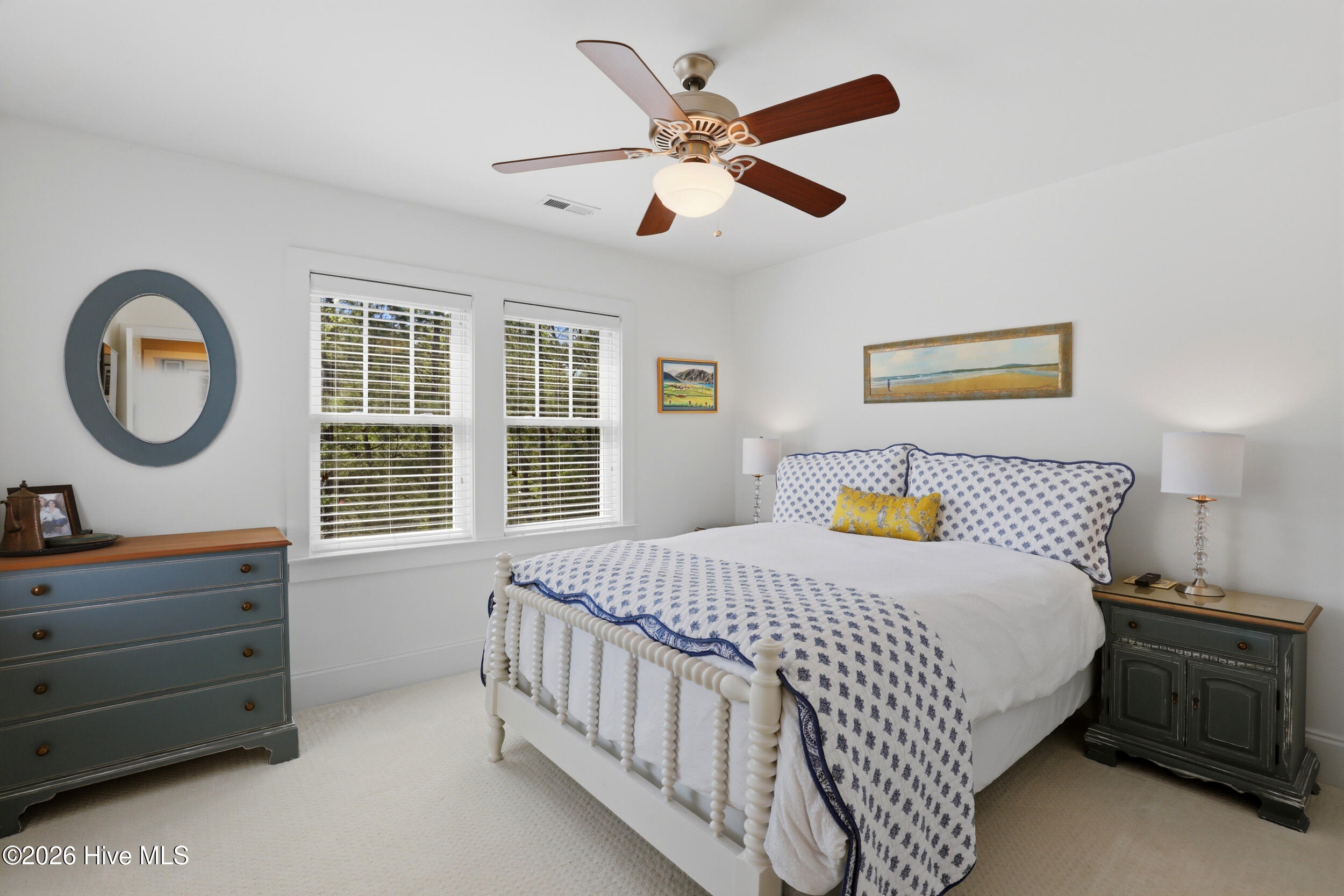 100564961 | Photo 31