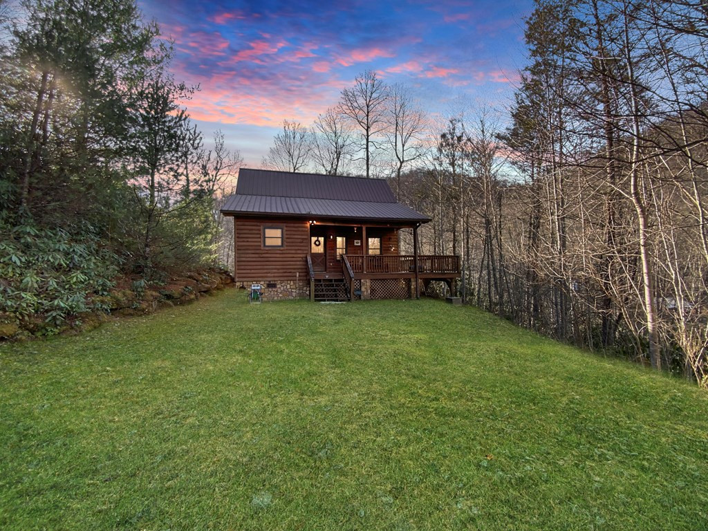 Homes for sale in Robbinsville, NC | 60 Porterfield Gap Rd, Robbinsville, NC 28771 | MLS# 98512951