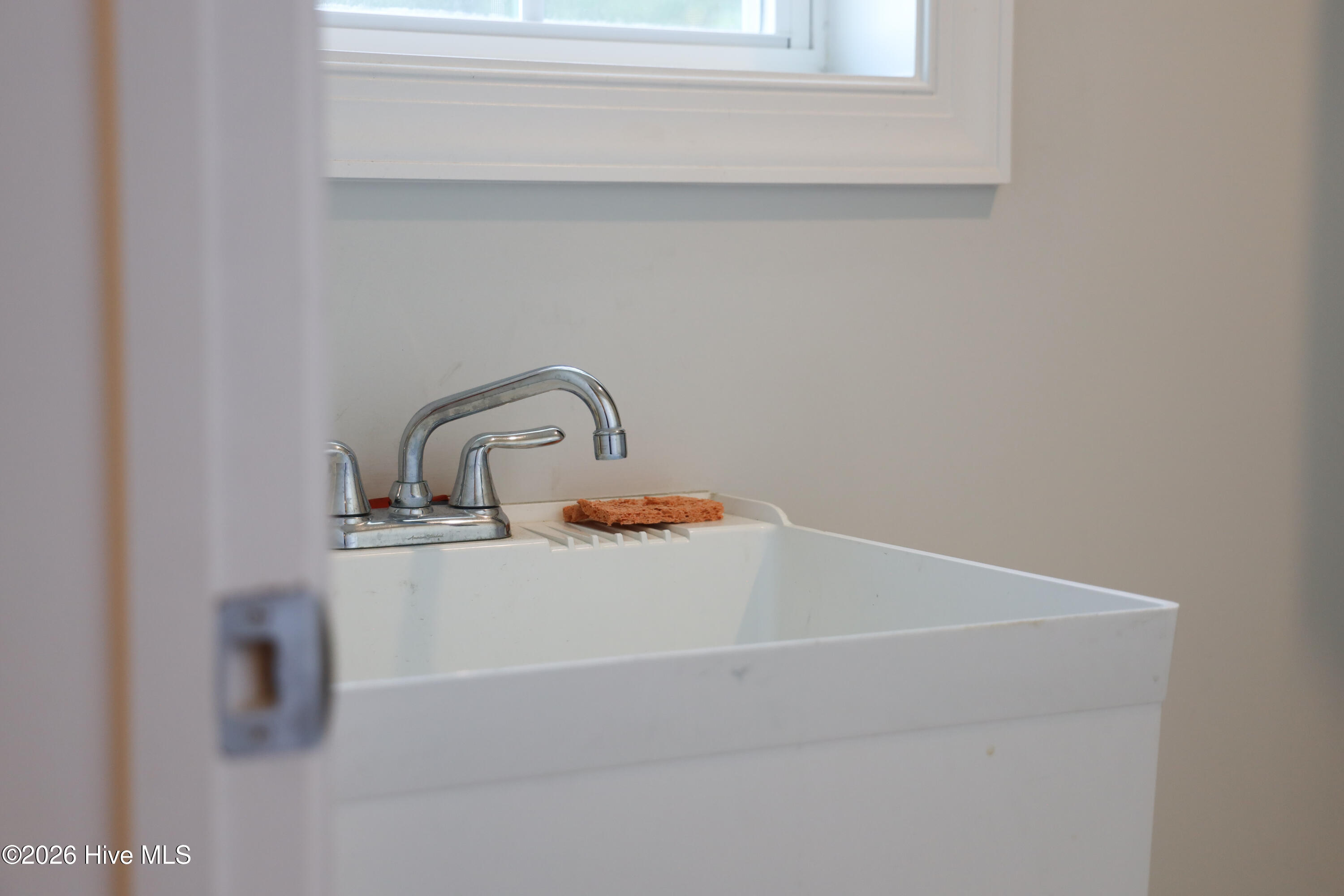 100567915 | Photo 67