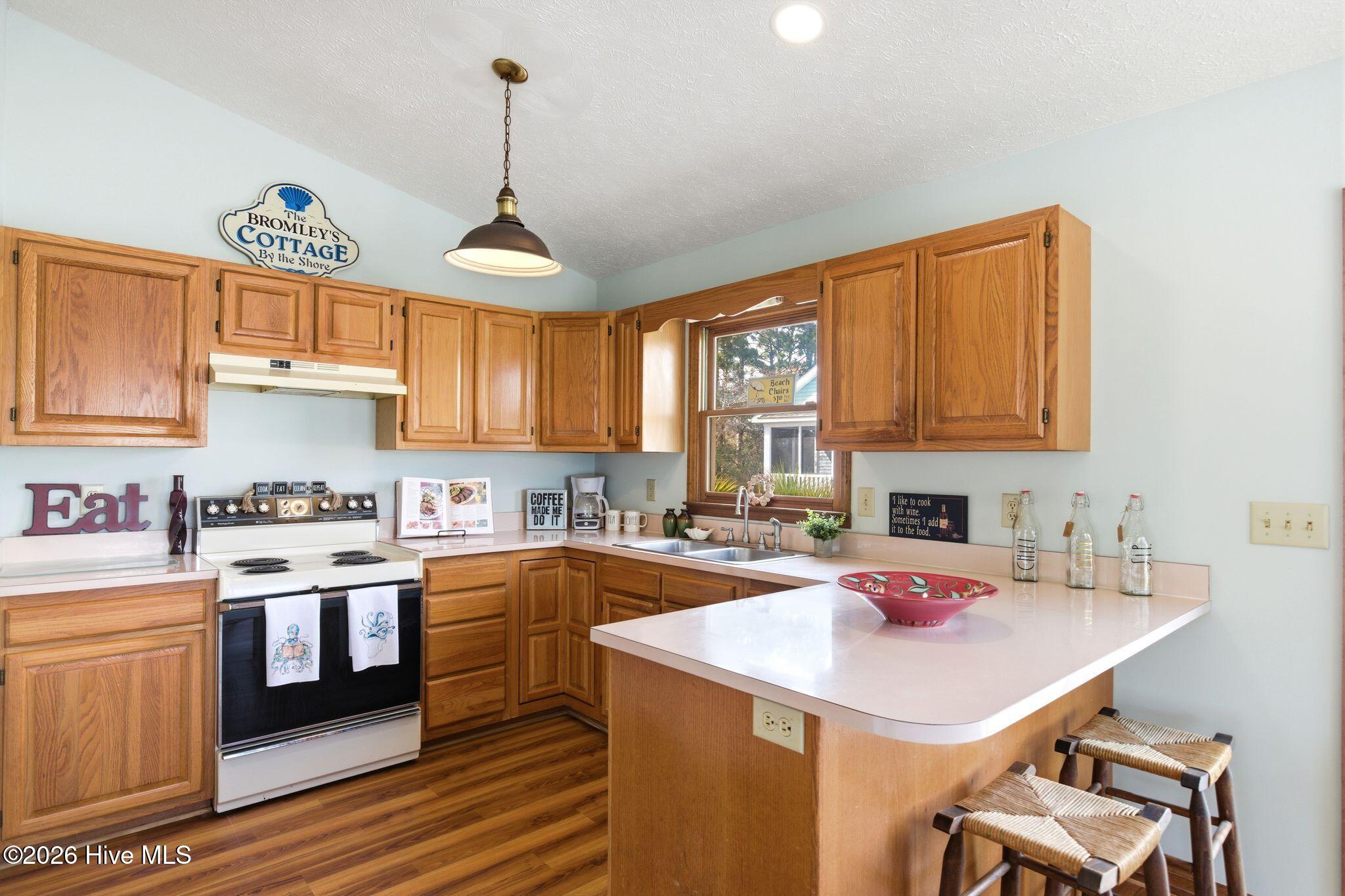 100564018 | Photo 13