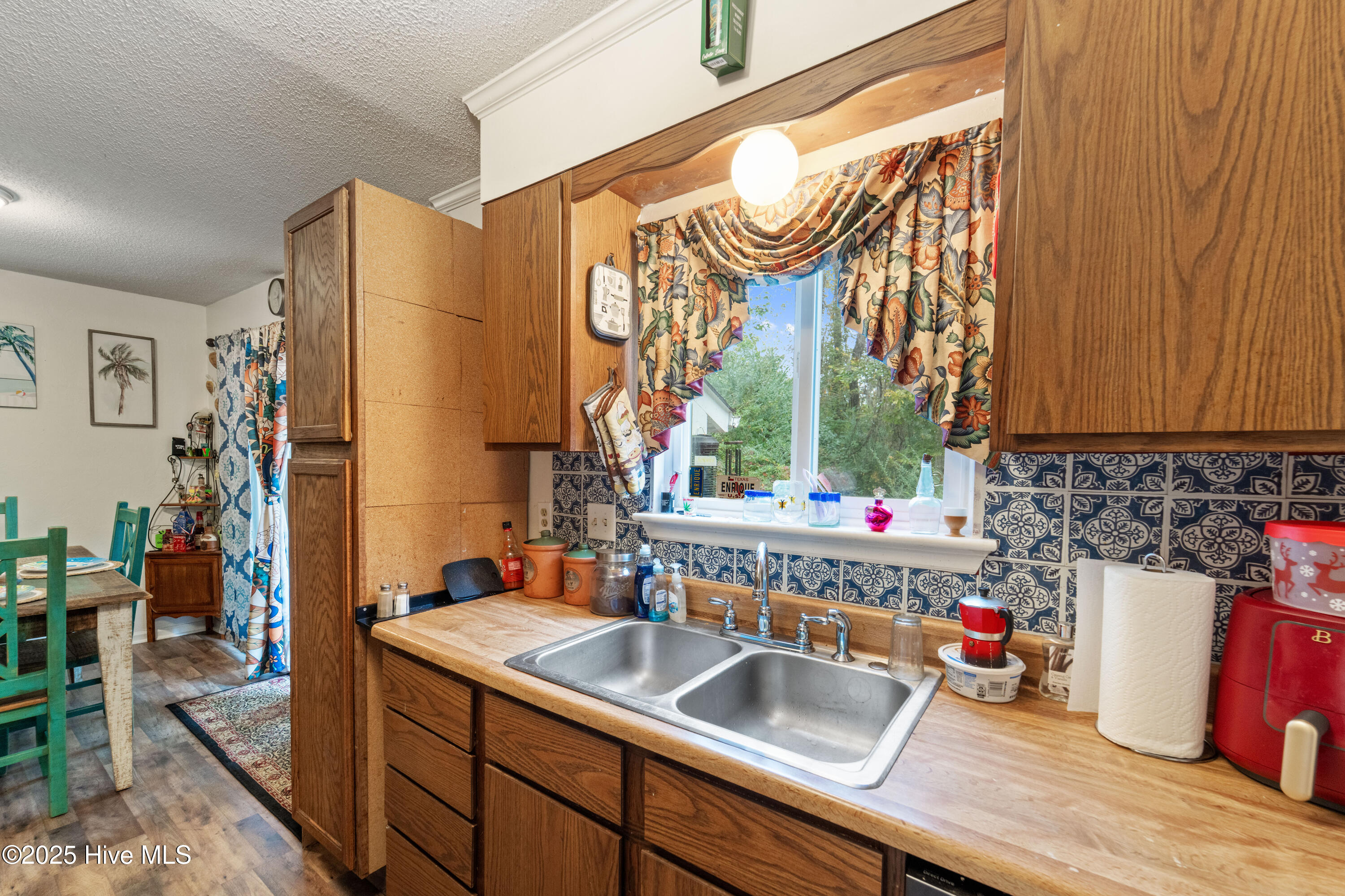 100538926 | Photo 34