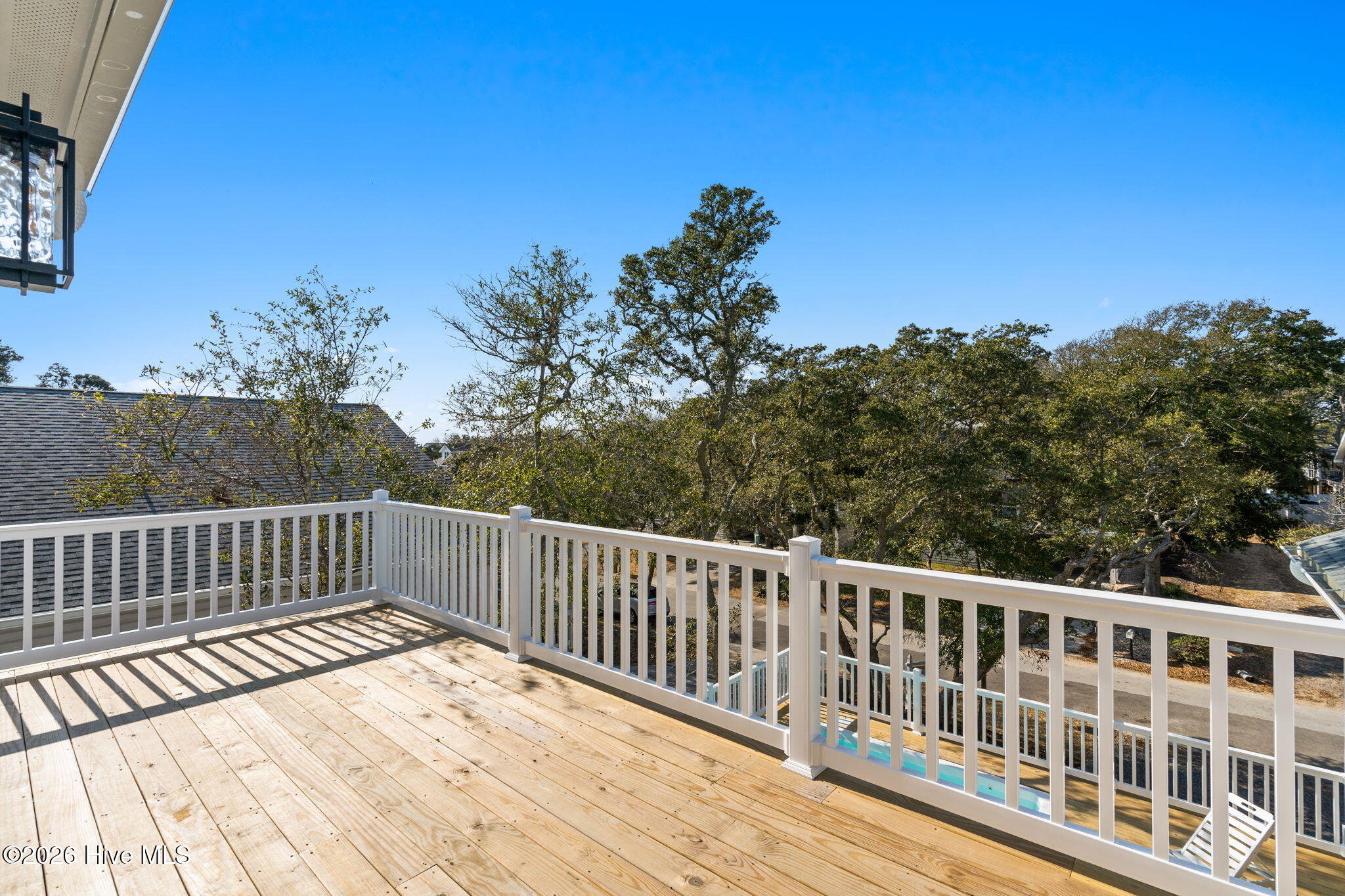 100541955 | Photo 35