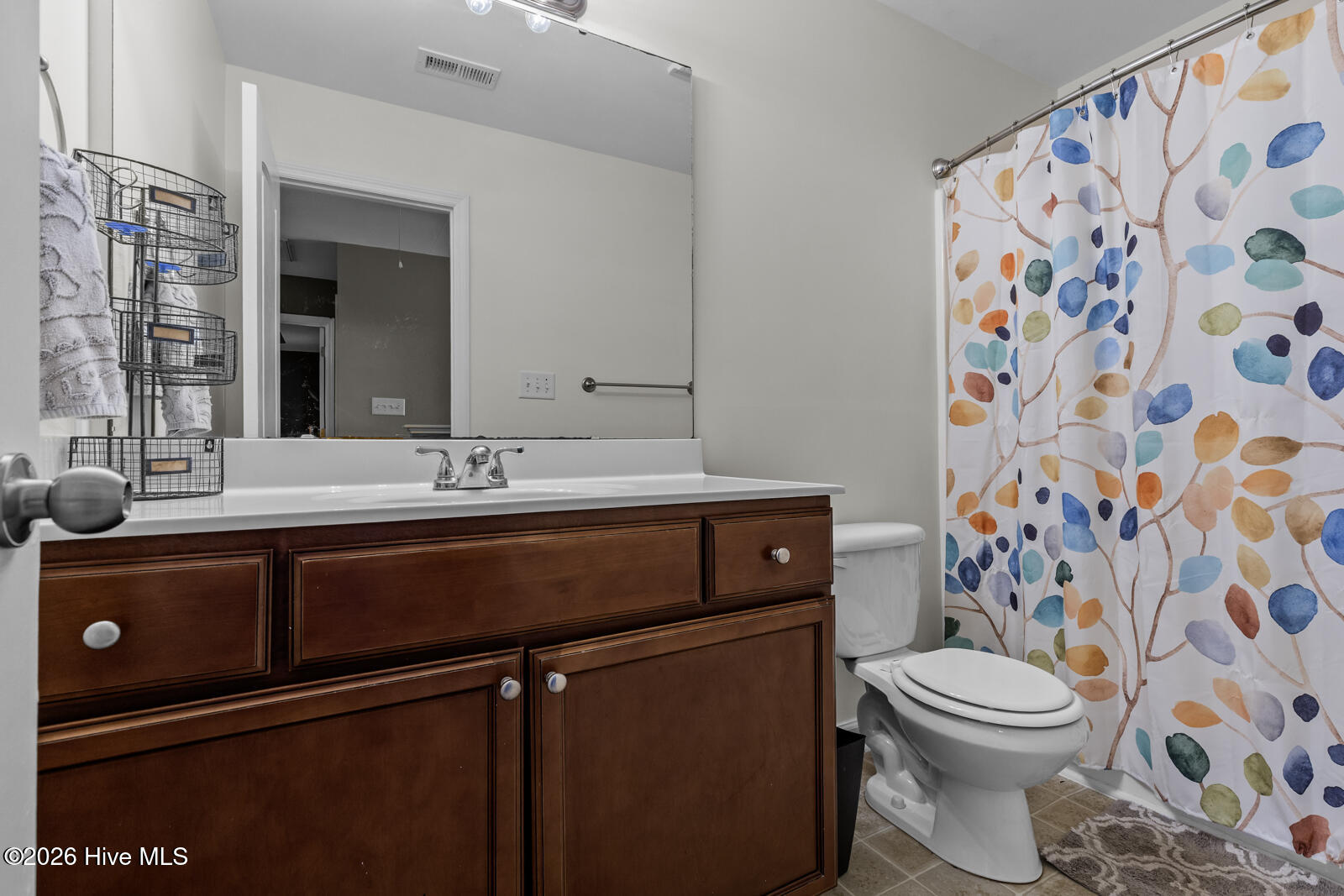 100563152 | Photo 30