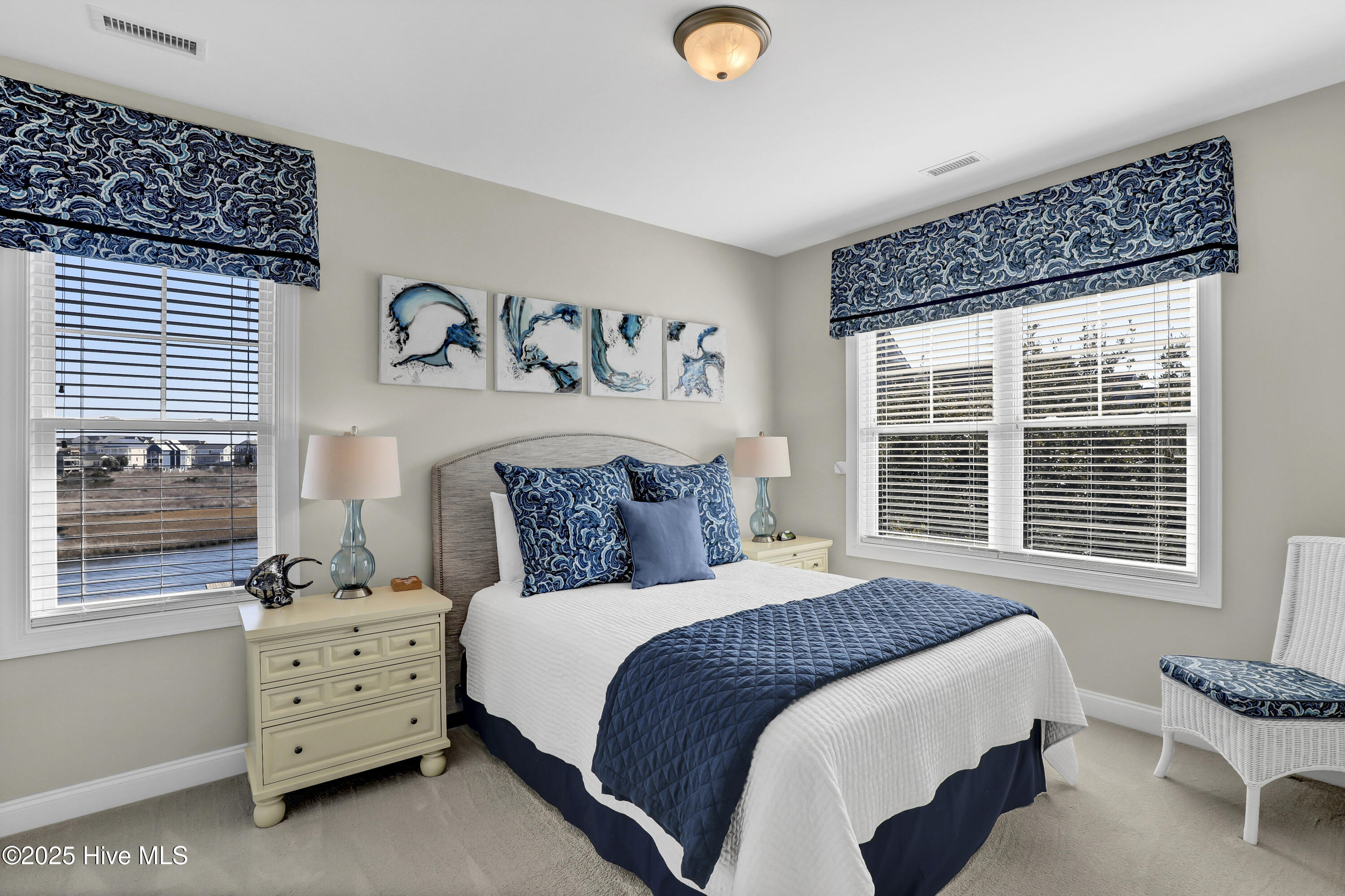 100529954 | Photo 33