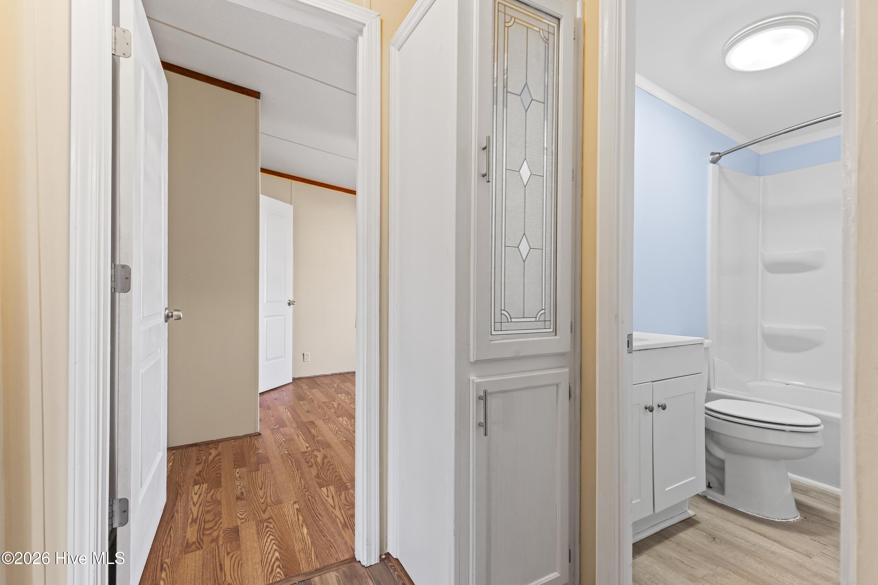 100551408 | Photo 31