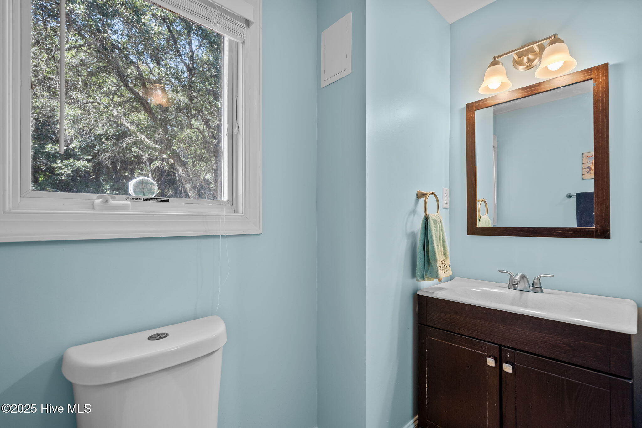 100555511 | Photo 54