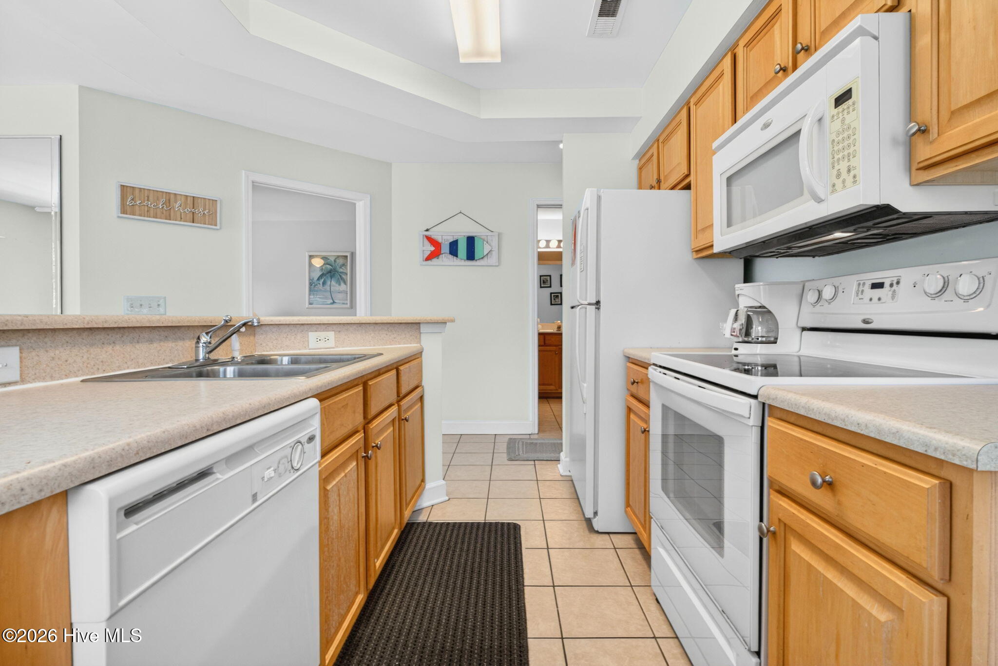 100569231 | Photo 19