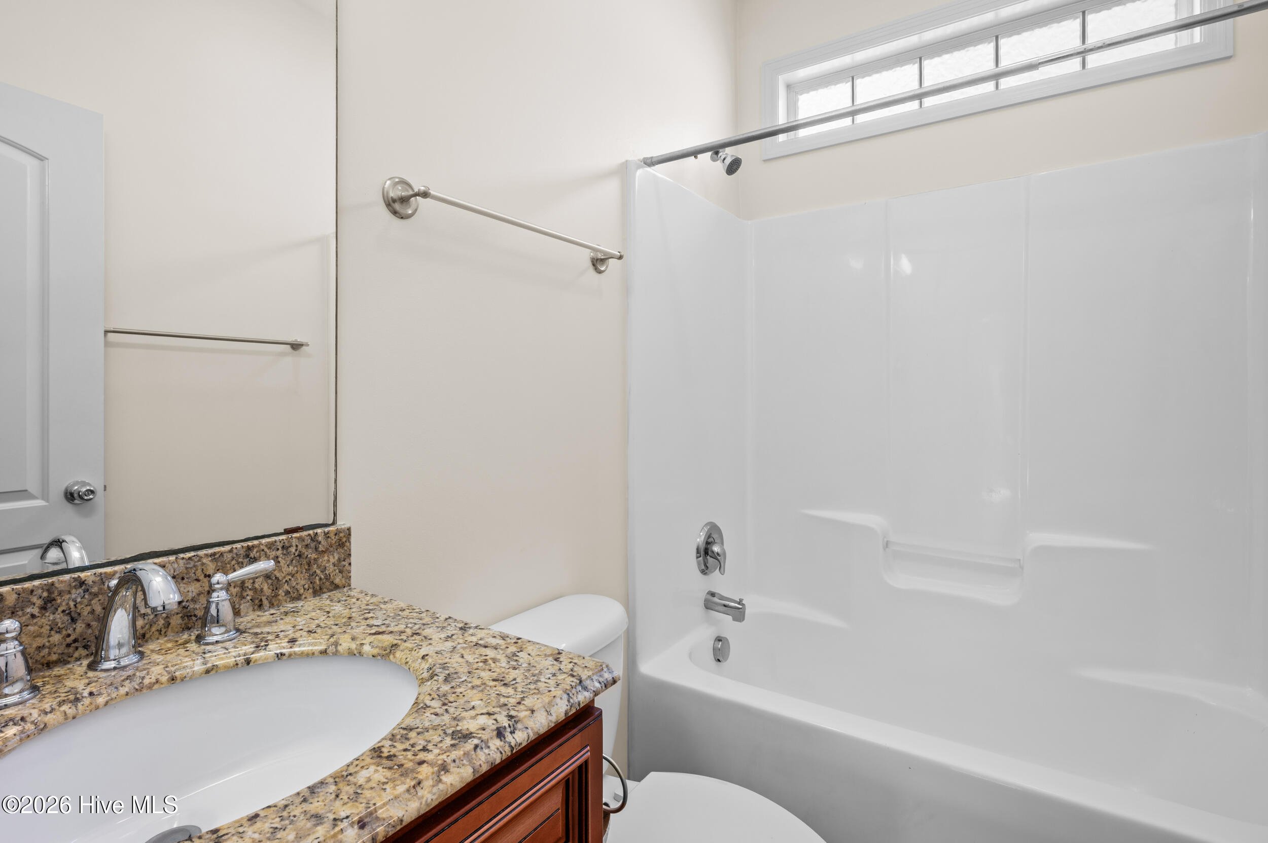 100553991 | Photo 16