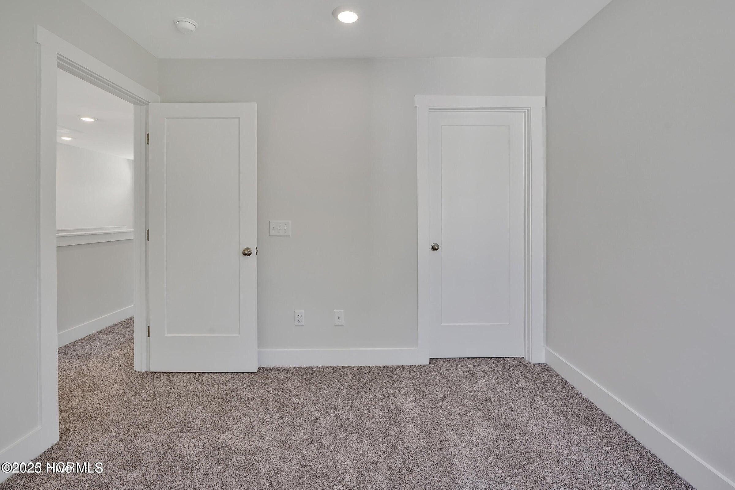 100538285 | Photo 21