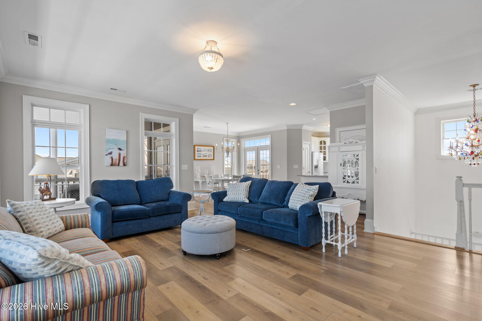 100564459 | Photo 31