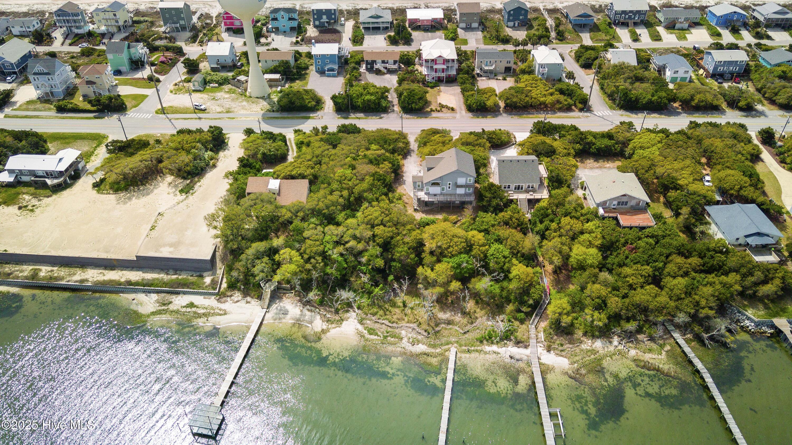 708-EmeraldDr-4-11-2024-009