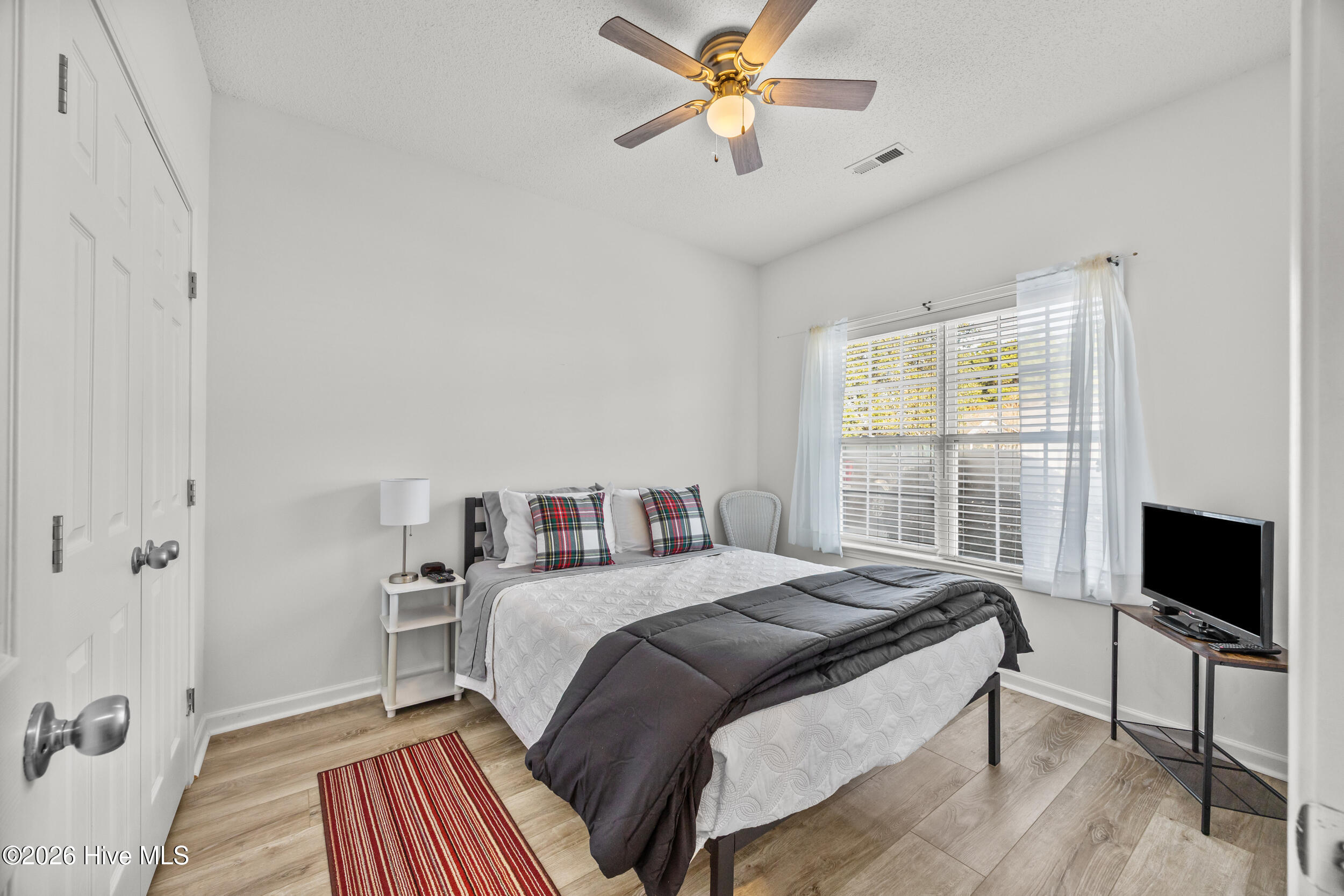 100559872 | Photo 21