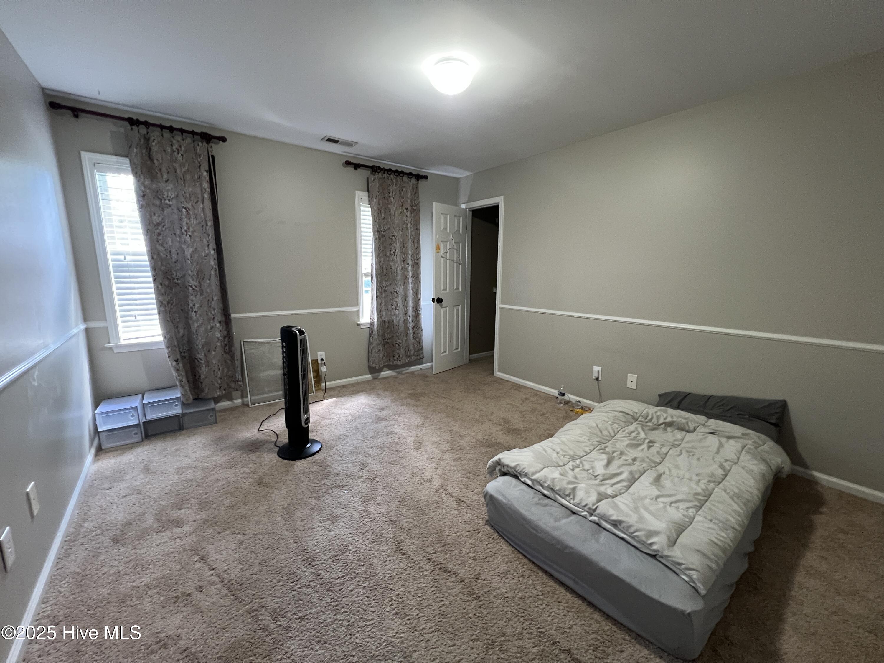 100522387 | Photo 14