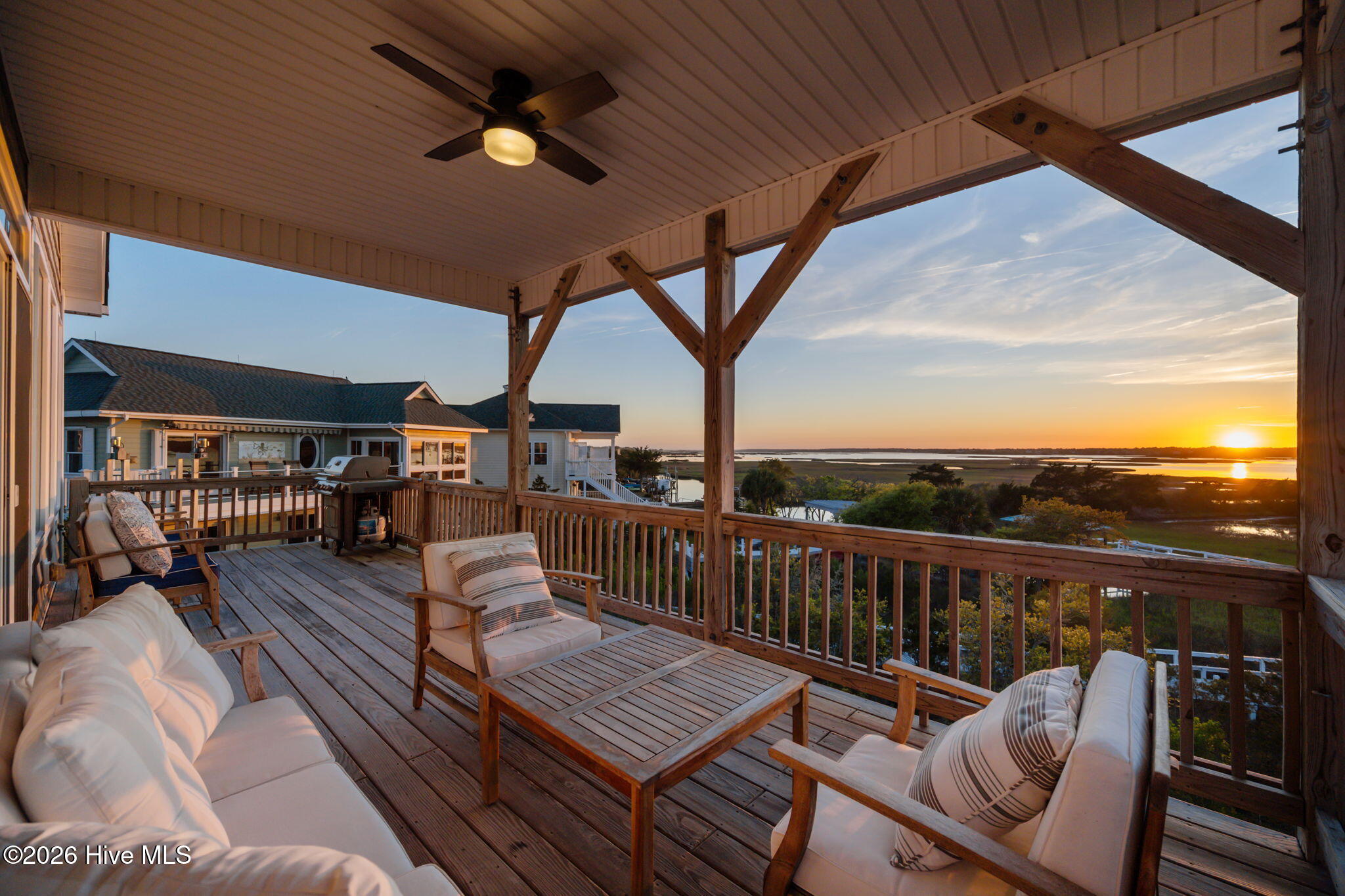 331 Oceanaire Lane, Surf City, NC, 28445
