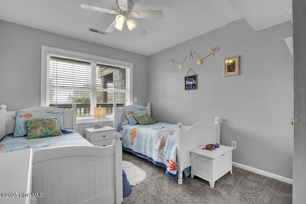 100513215 | Photo 32