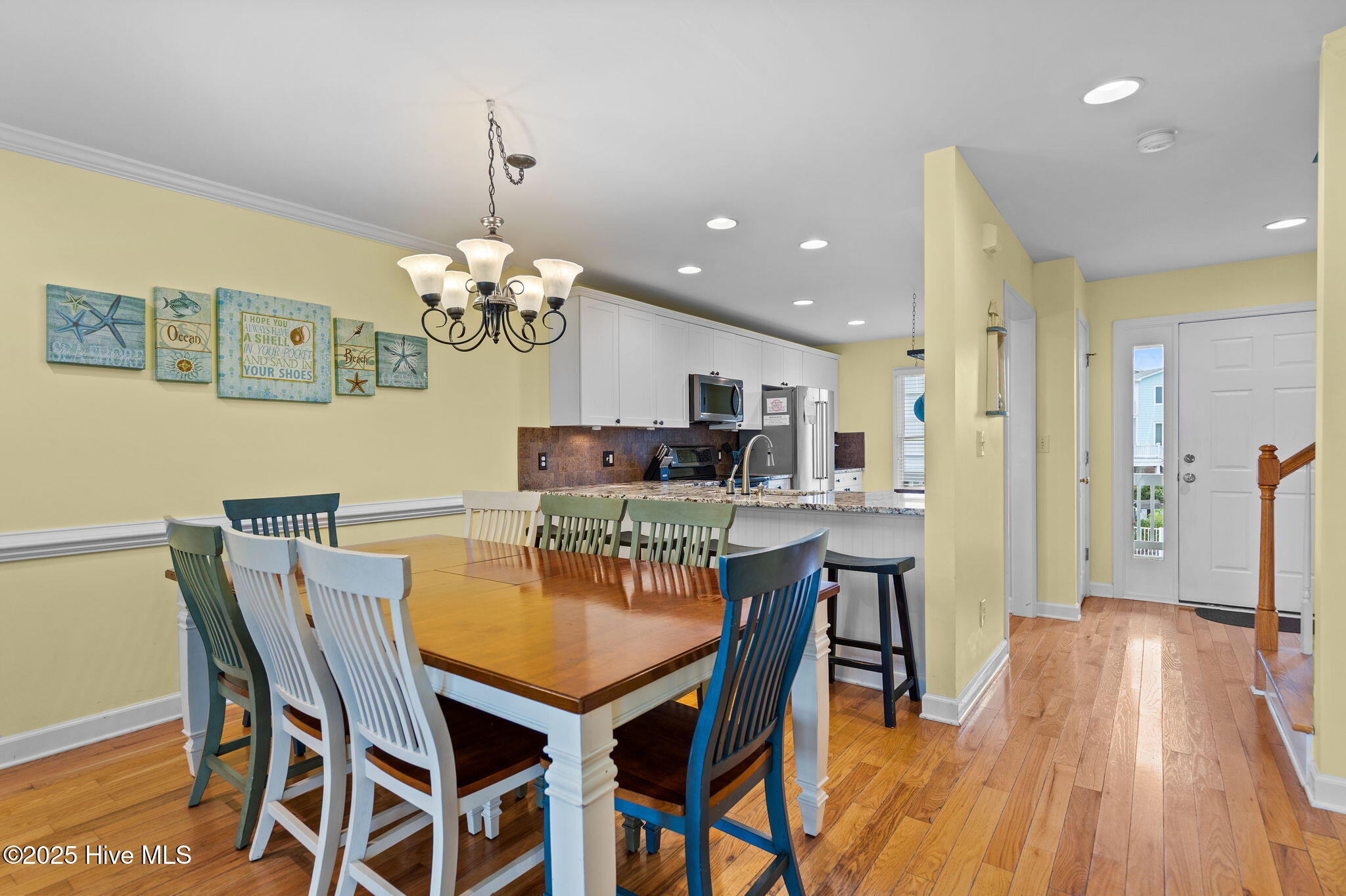 100531131 | Photo 22