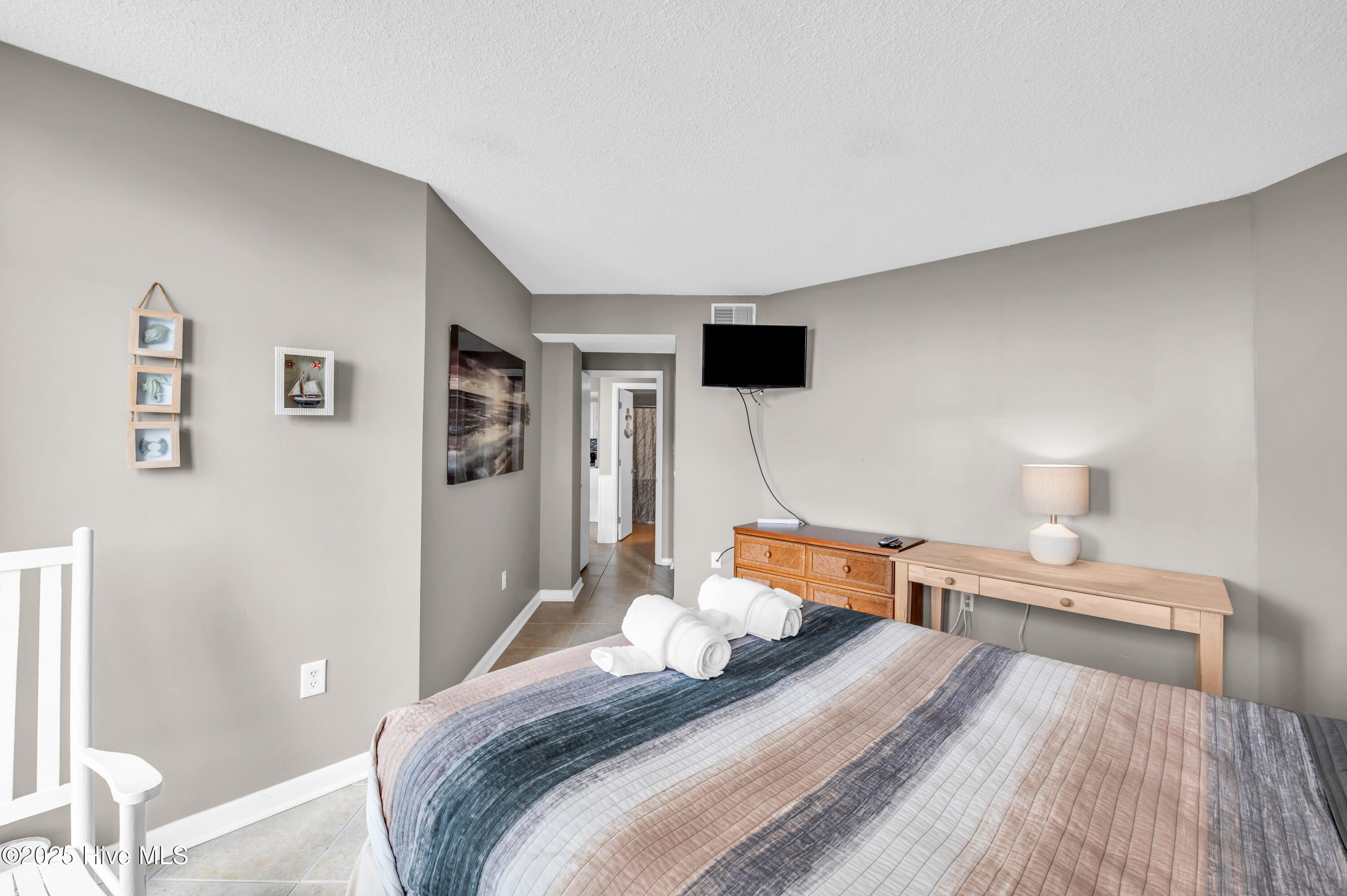 100498683 | Photo 18