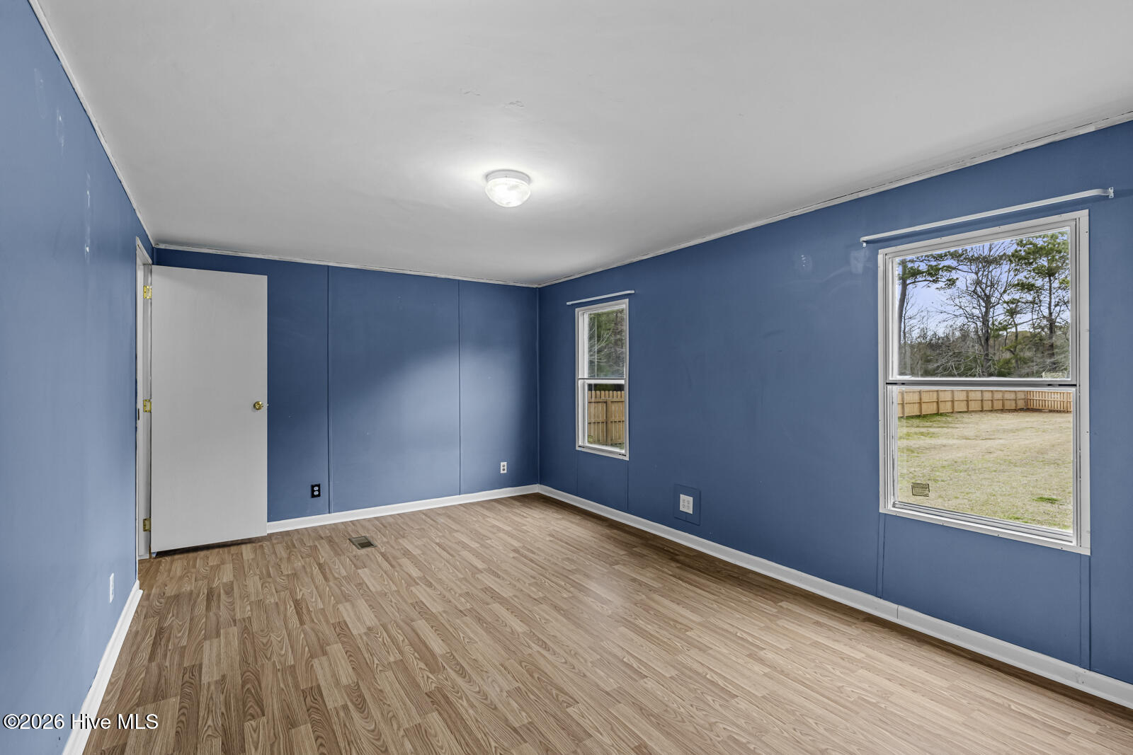 100556050 | Photo 26