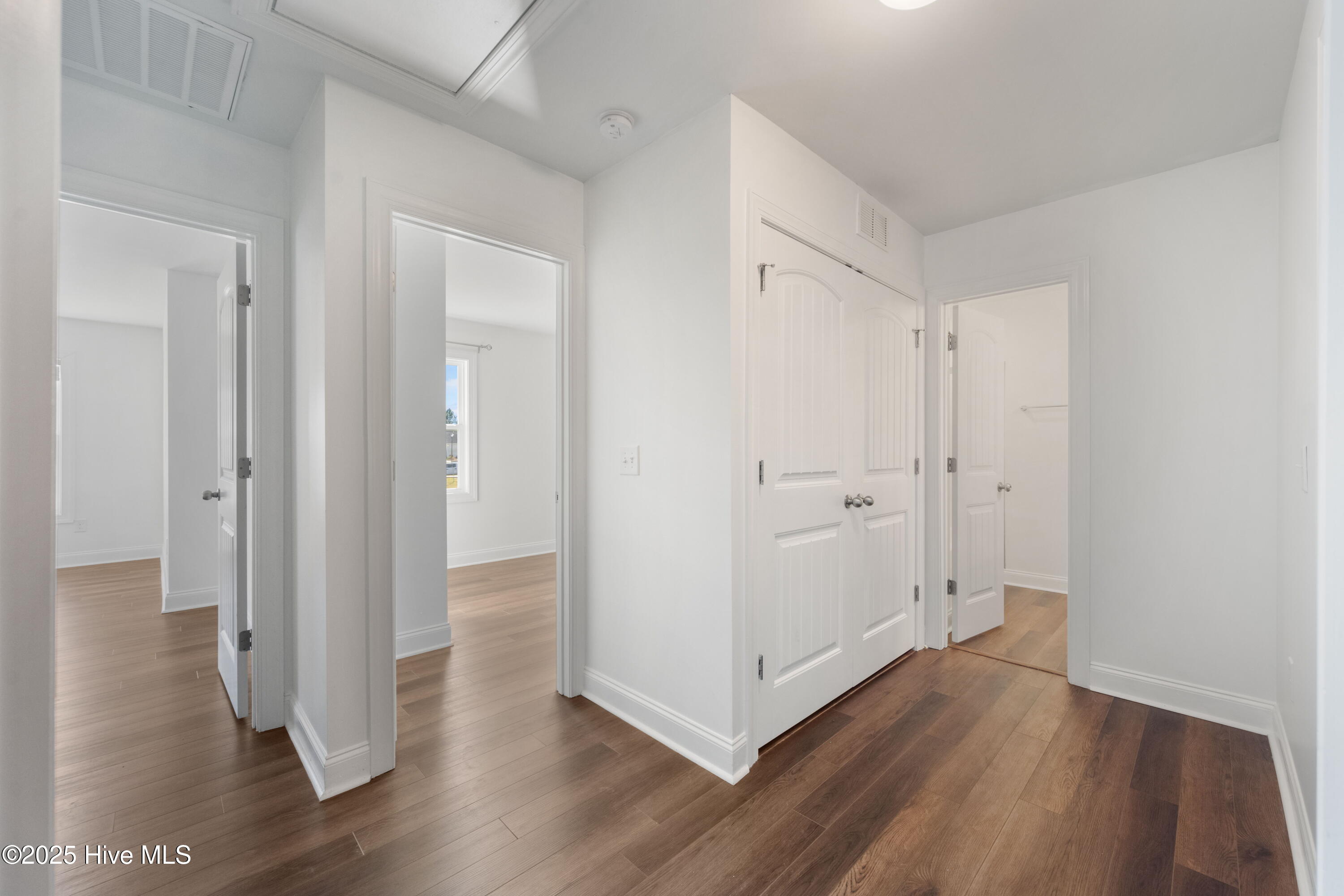 100546019 | Photo 36